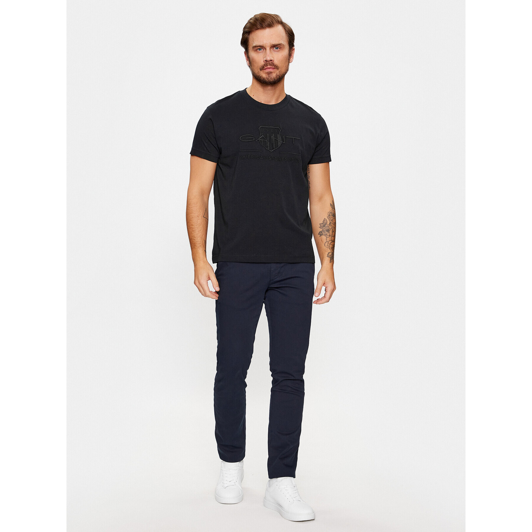 Gant Тишърт Reg Tonal Shield Ss 2003140 Черен Regular Fit - Pepit.bg