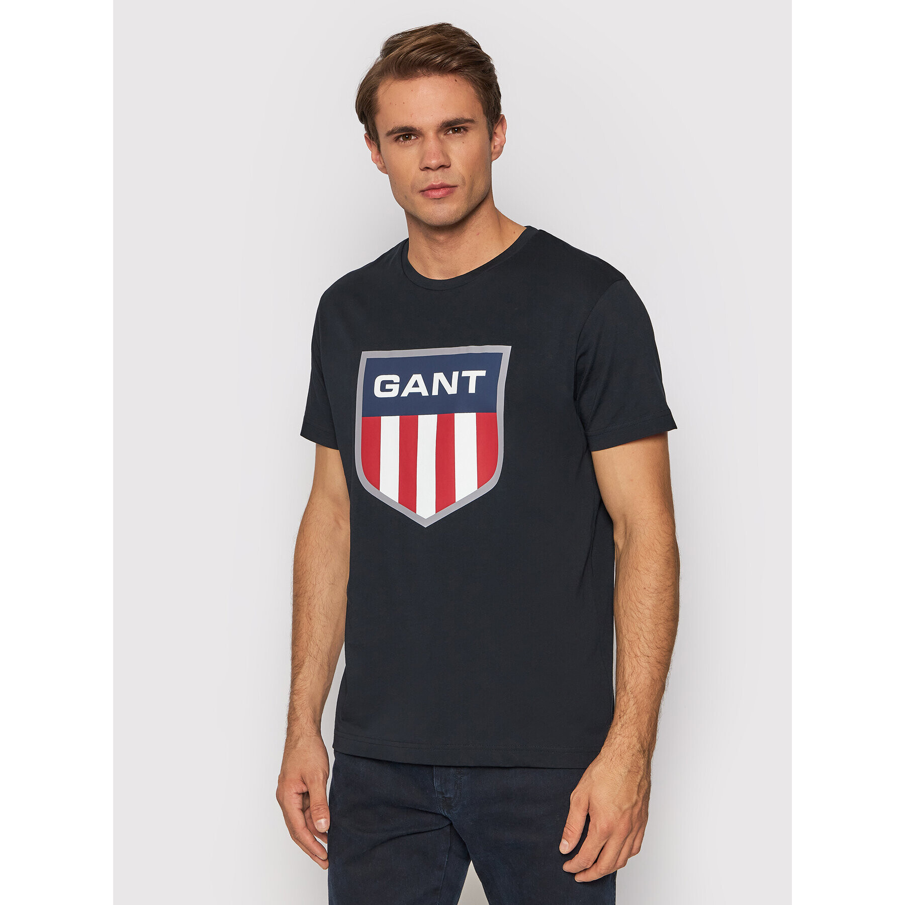 Gant Тишърт Retro Shield 2003112 Черен Regular Fit - Pepit.bg