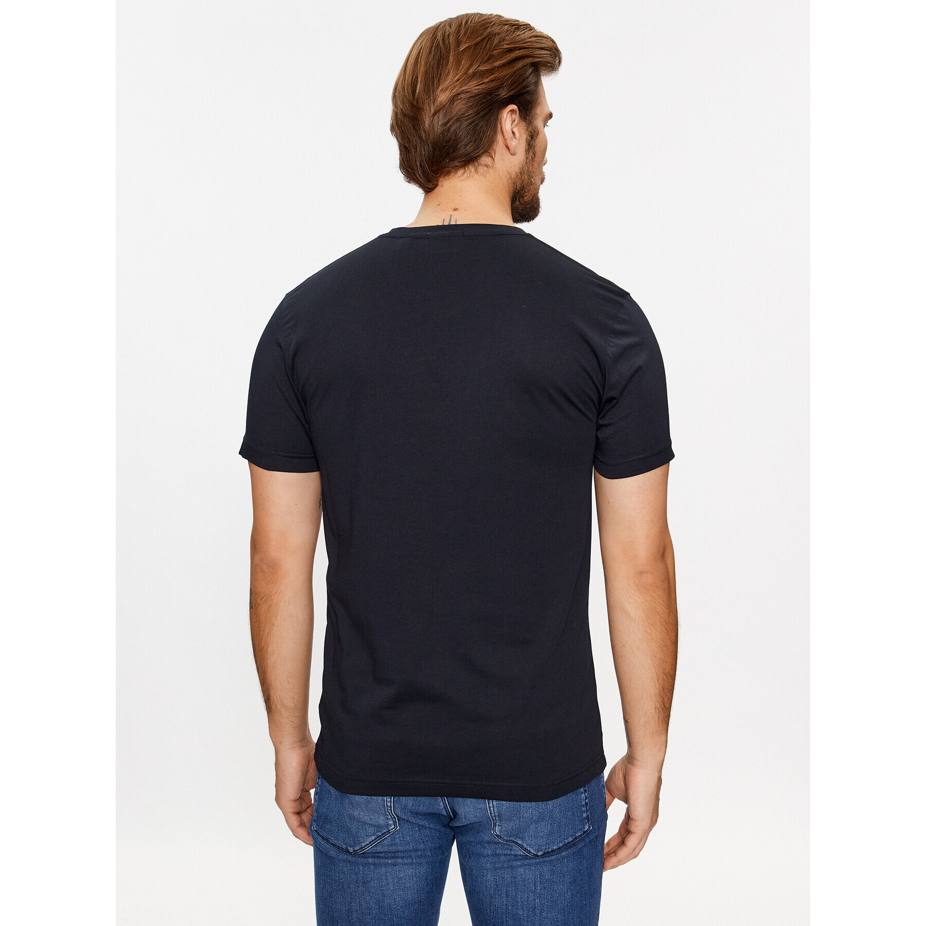 Gant Тишърт Slim Shield V-Neck 2003186 Черен Slim Fit - Pepit.bg