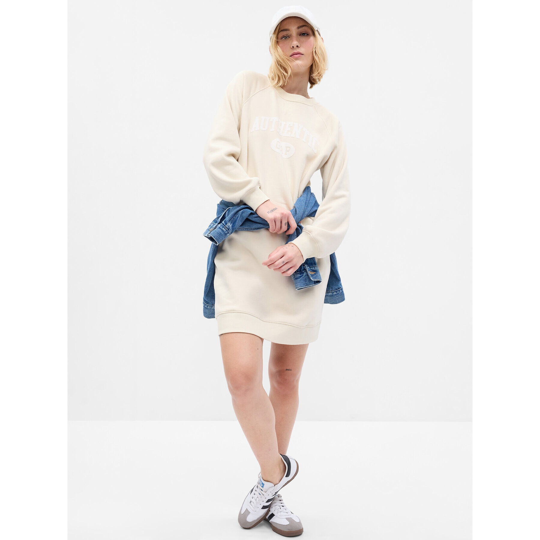 Gap Ежедневна рокля 729748-04 Екрю Regular Fit - Pepit.bg