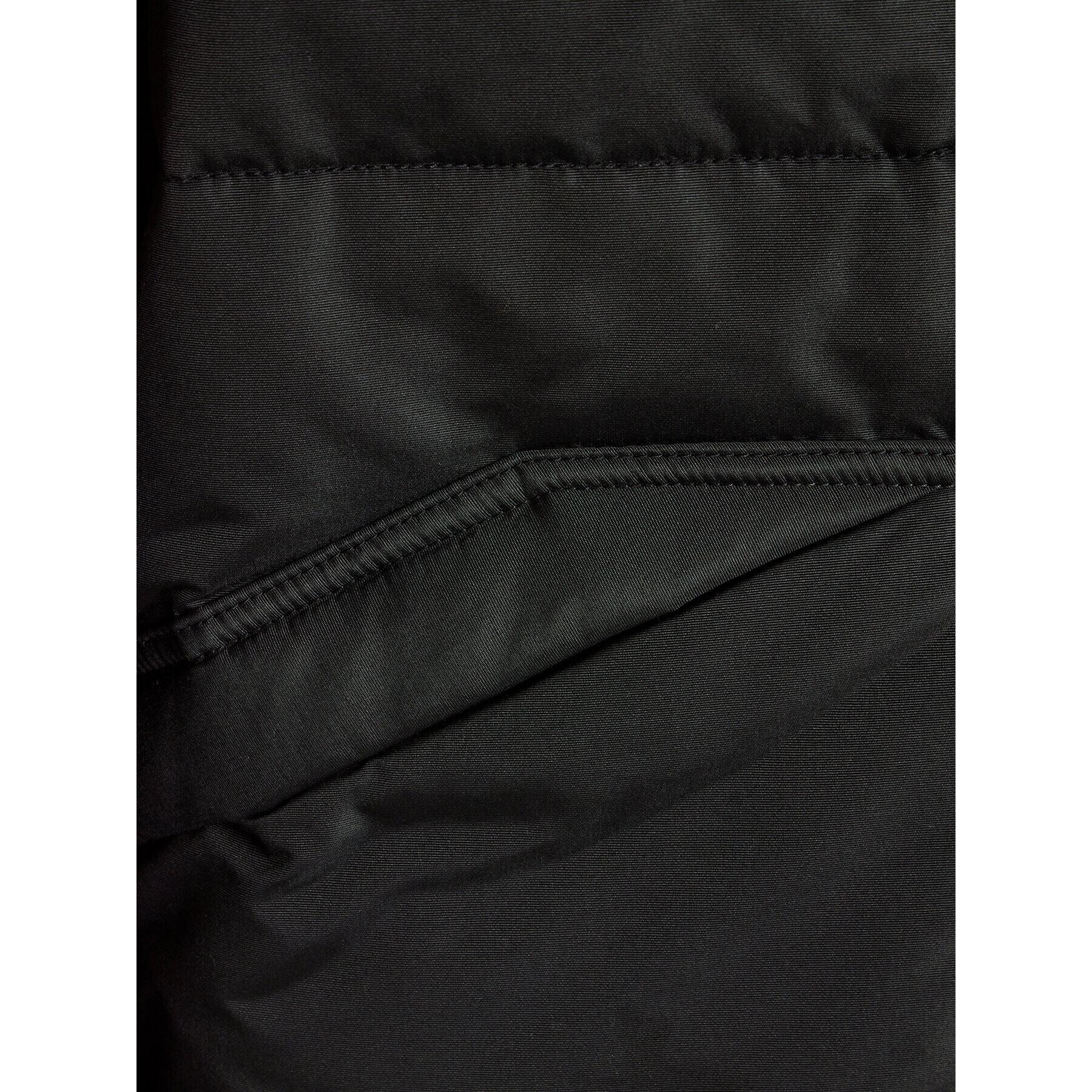 Gap Пухено яке 726357-00 Черен Relaxed Fit - Pepit.bg
