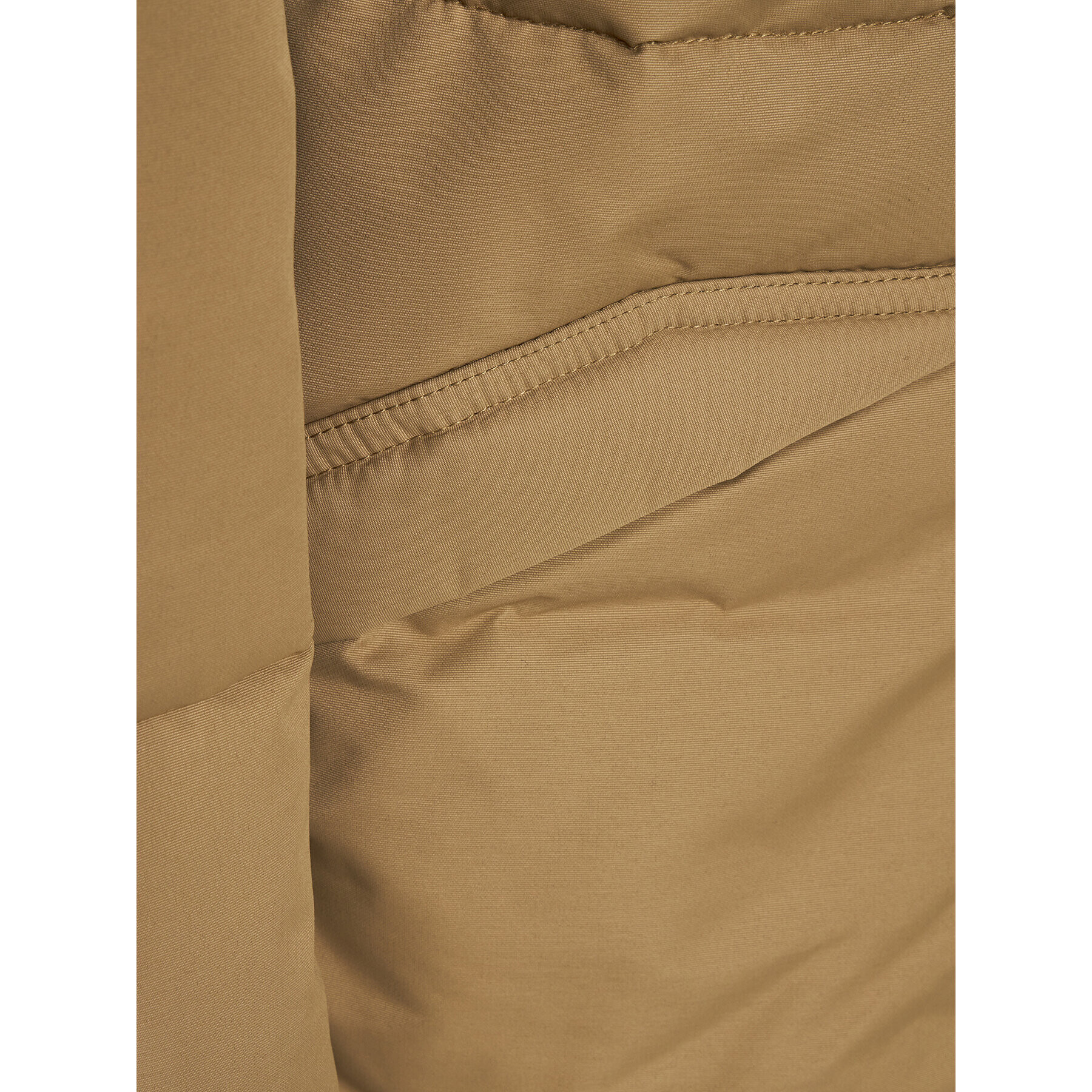 Gap Пухено яке 726357-01 Бежов Relaxed Fit - Pepit.bg