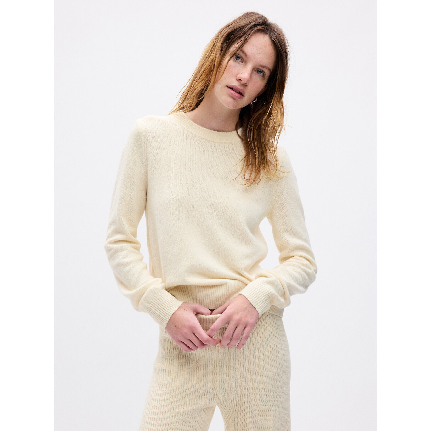Gap Пуловер 815136-04 Бежов Regular Fit - Pepit.bg