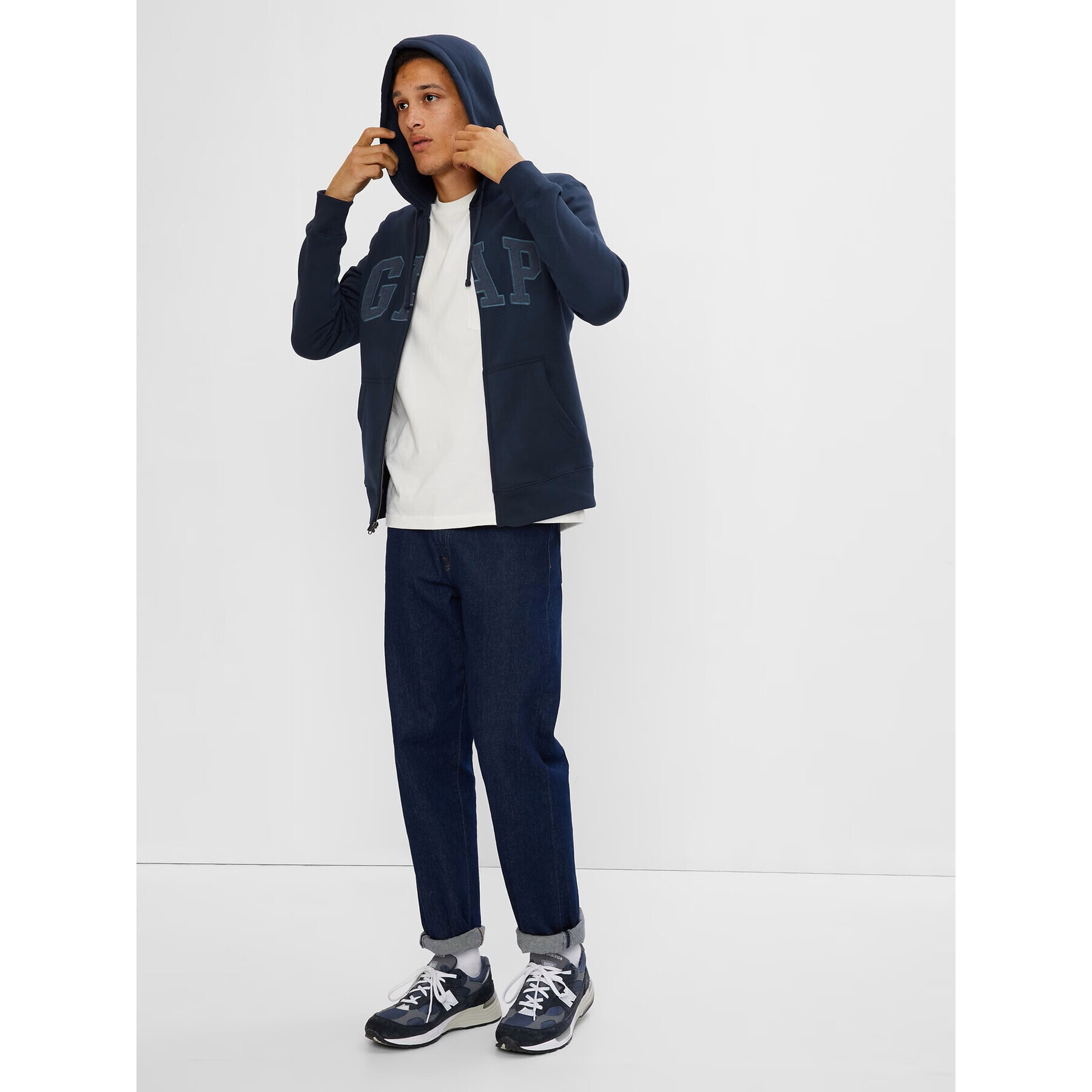 Gap Суитшърт 499917-03 Тъмносин Regular Fit - Pepit.bg