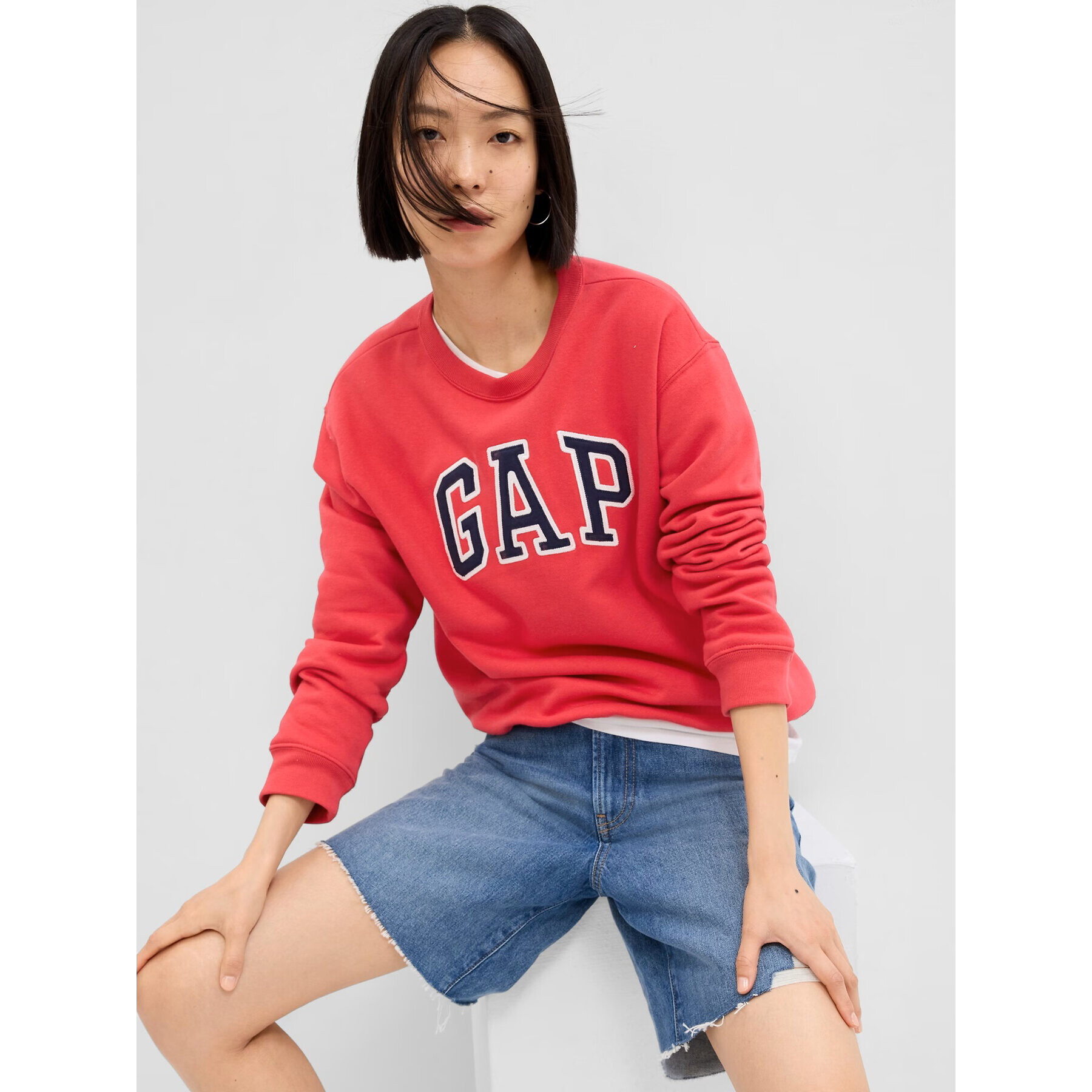 Gap Суитшърт 554936-14 Червен Regular Fit - Pepit.bg