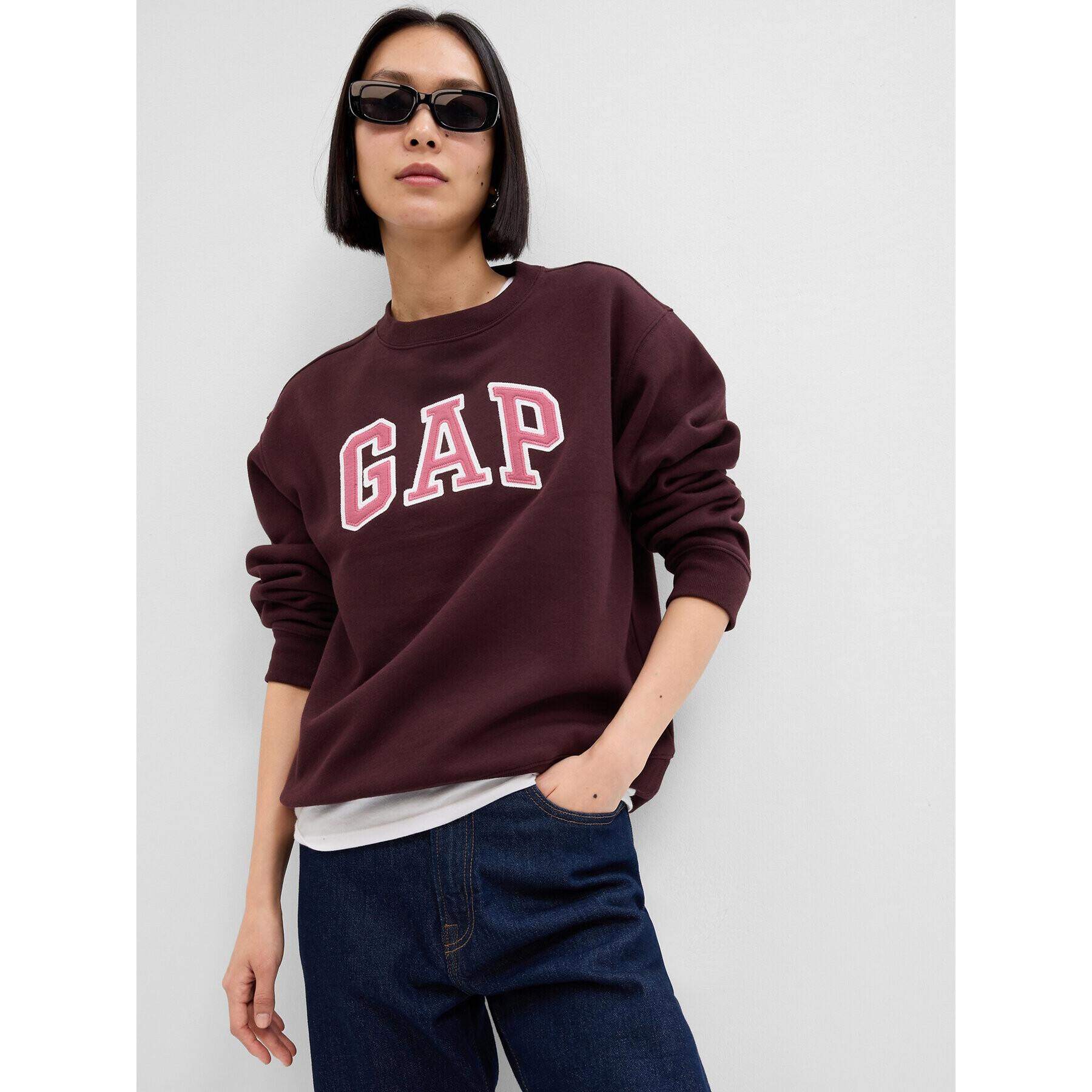 Gap Суитшърт 554936-15 Бордо Regular Fit - Pepit.bg