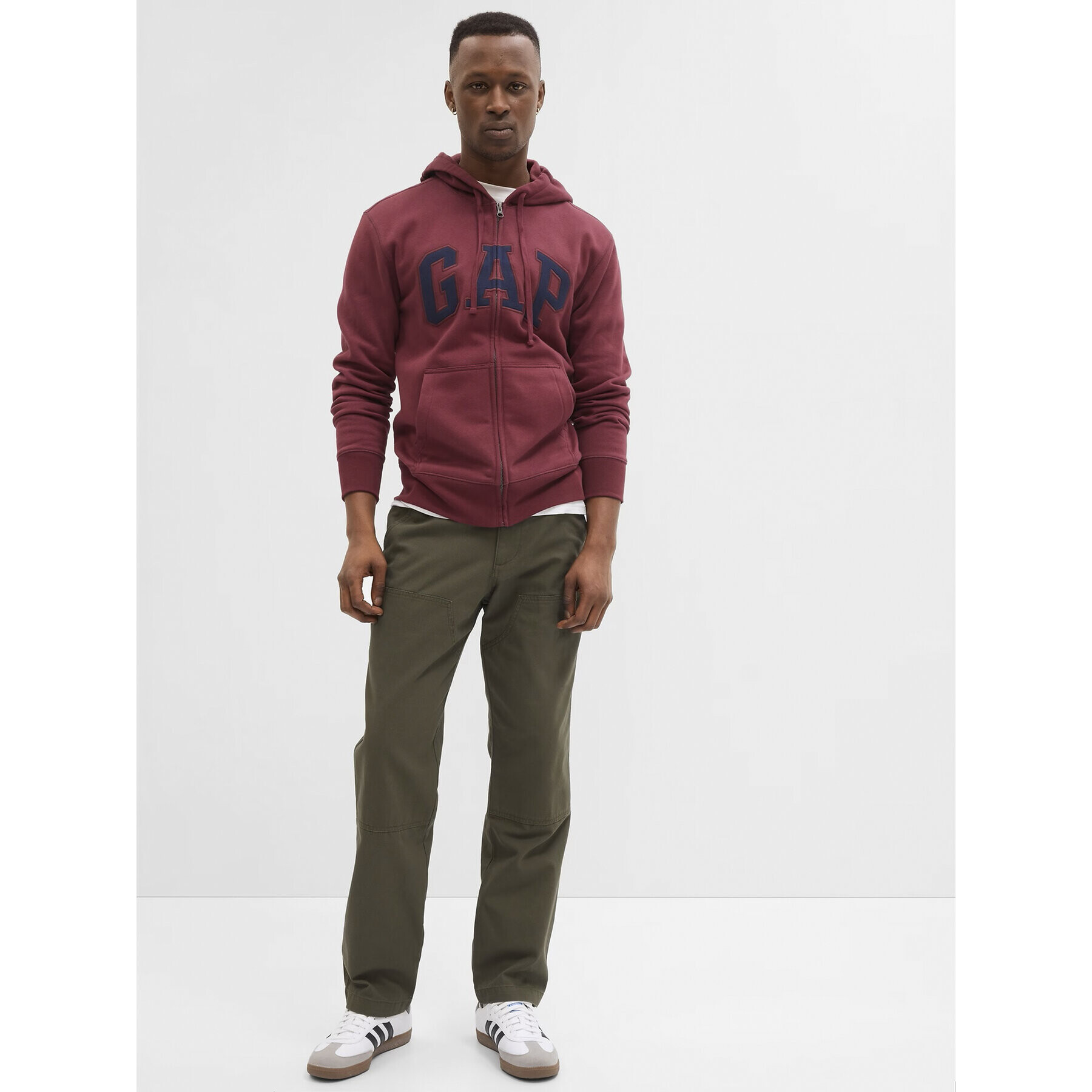 Gap Суитшърт 840496-21 Червен Regular Fit - Pepit.bg