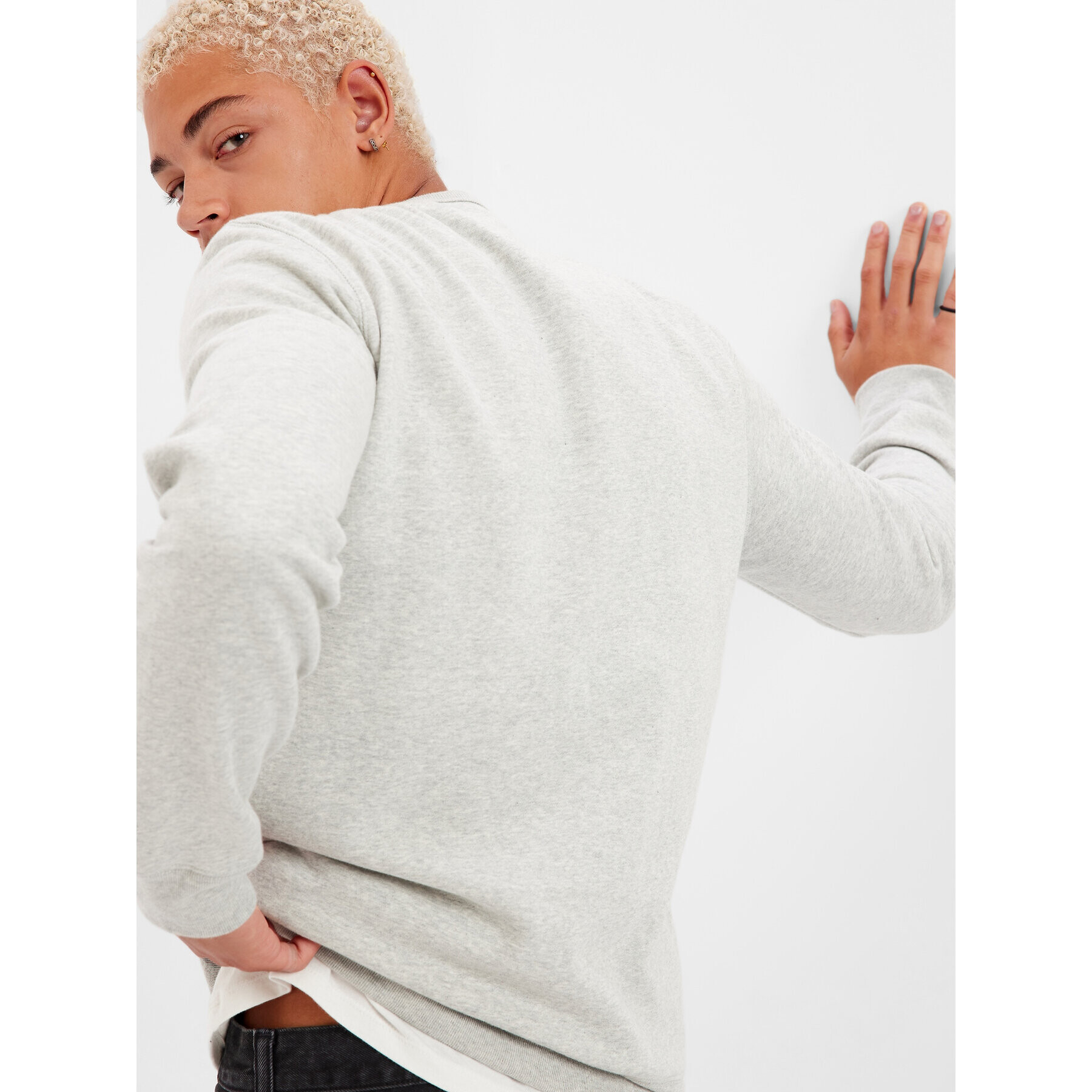Gap Суитшърт 852079-35 Сив Regular Fit - Pepit.bg
