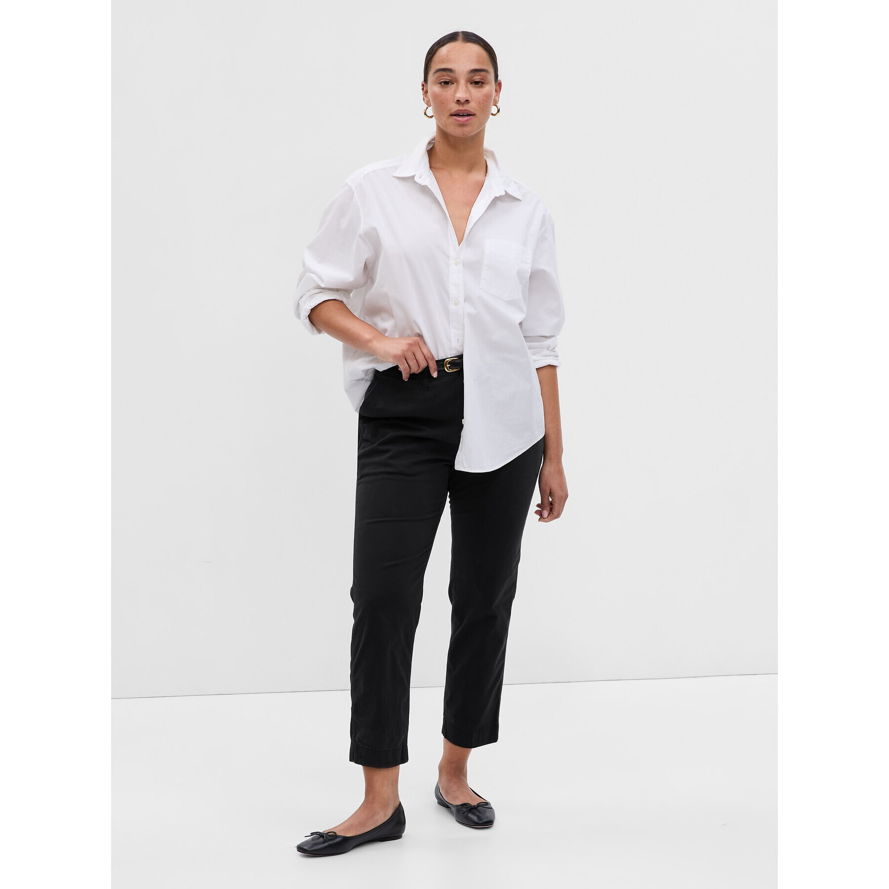 Gap Текстилни панталони 541213-04 Черен Regular Fit - Pepit.bg