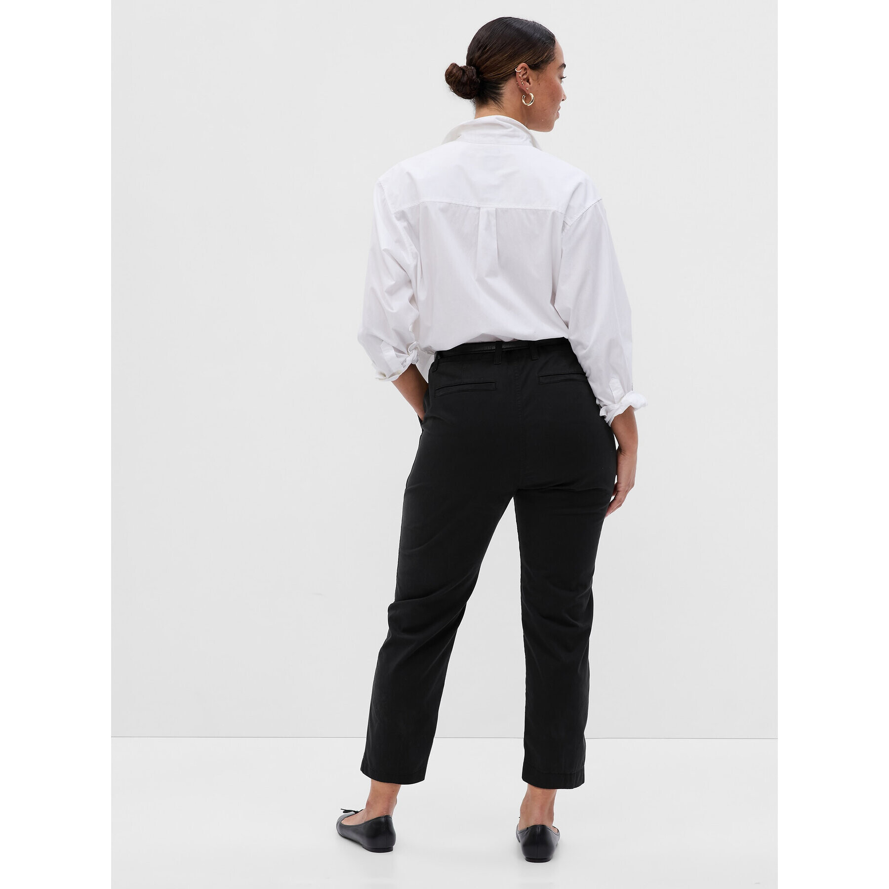 Gap Текстилни панталони 541213-04 Черен Regular Fit - Pepit.bg