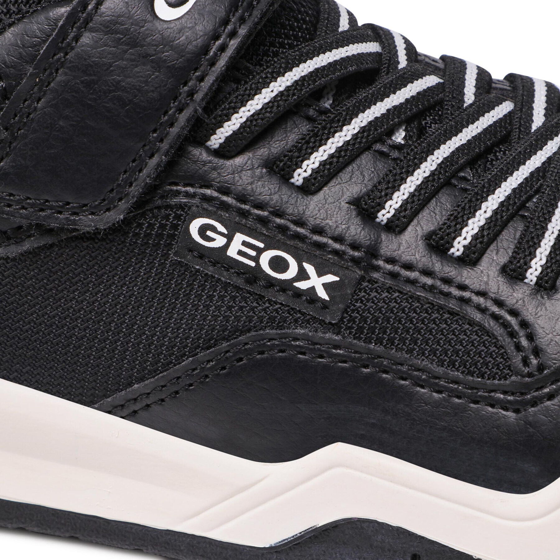 Geox Сникърси J Perth B. B J167RB 0FEFU C0127 D Черен - Pepit.bg