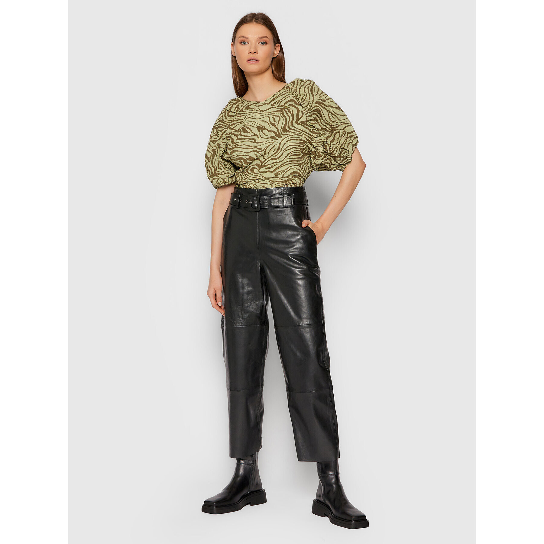 Gestuz Блуза Averygz 10905398 Зелен Slim Fit - Pepit.bg
