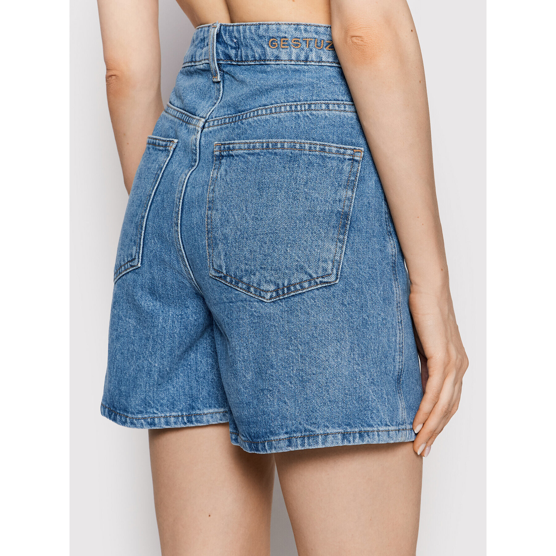 Gestuz Дънкови шорти Denagz 10905926 Син Regular Fit - Pepit.bg