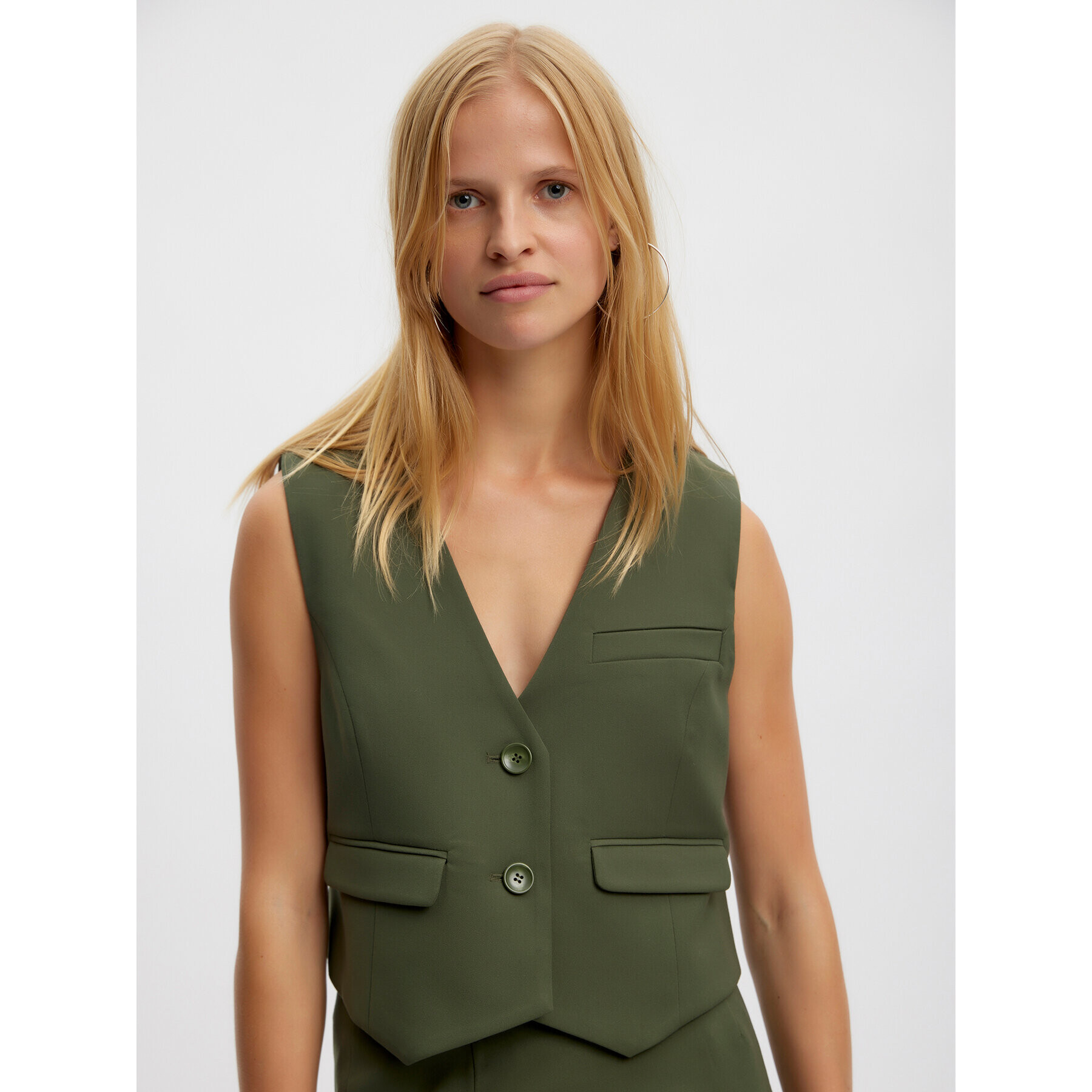 Gestuz Елек 10906727 Зелен Regular Fit - Pepit.bg