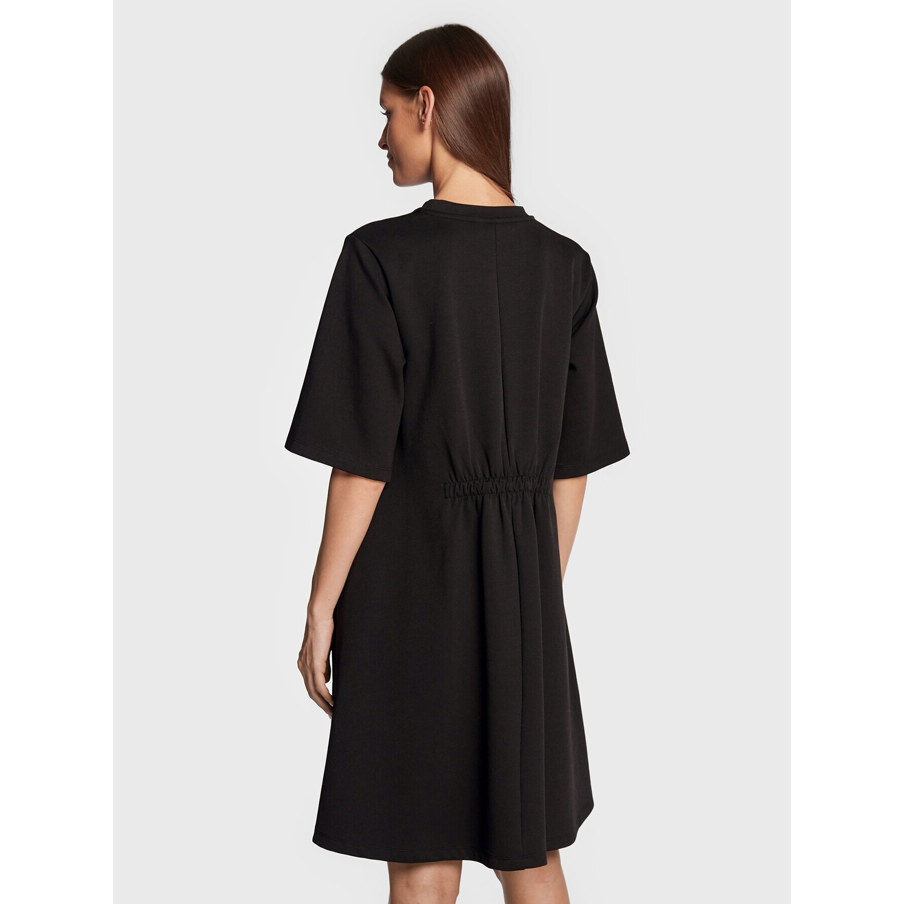 Gestuz Ежедневна рокля Imina 10906326 Черен Oversize - Pepit.bg