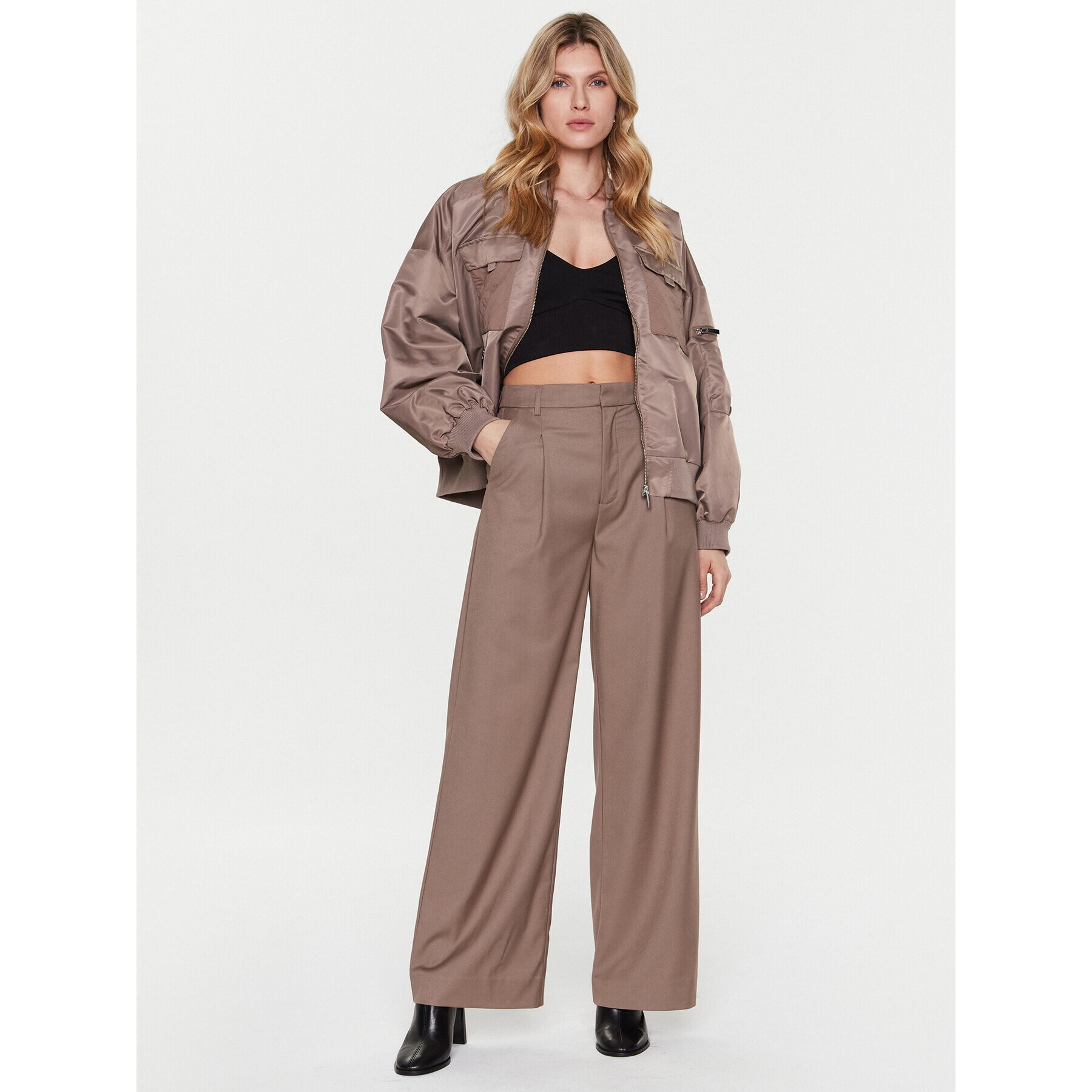 Gestuz Яке бомбър Kopra 10906493 Кафяв Oversize - Pepit.bg