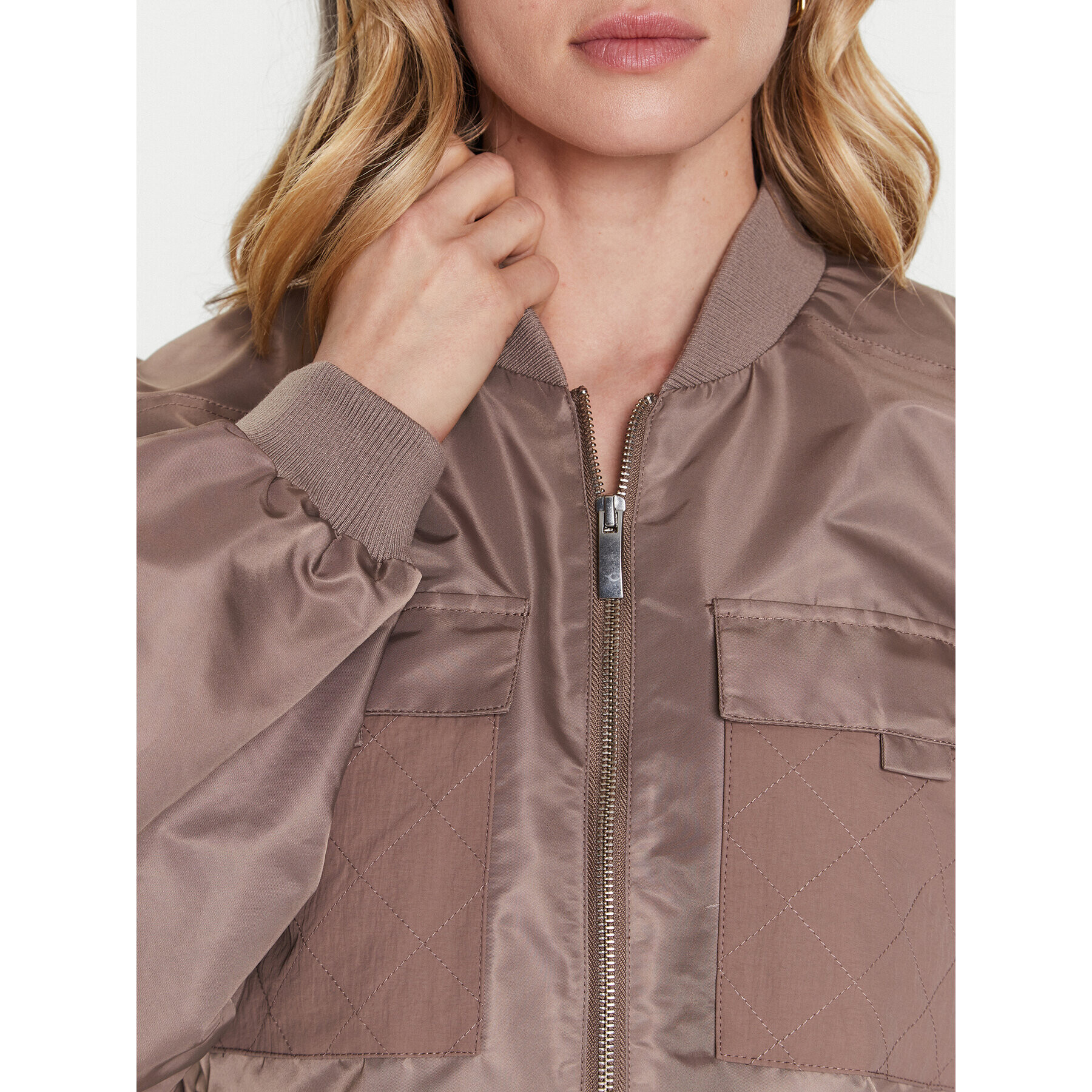 Gestuz Яке бомбър Kopra 10906493 Кафяв Oversize - Pepit.bg