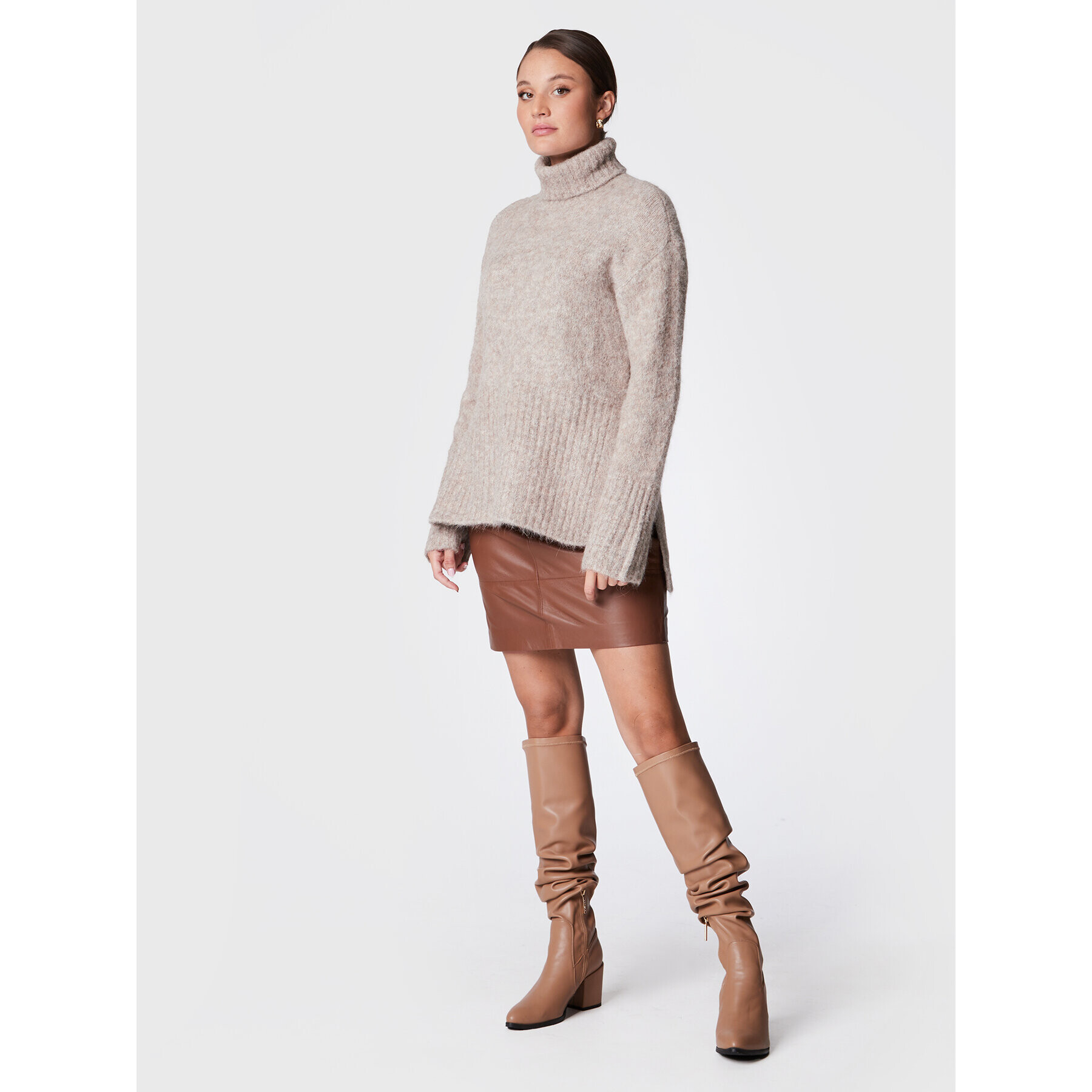 Gestuz Кожена пола Chargz 10903813 Кафяв Regular Fit - Pepit.bg