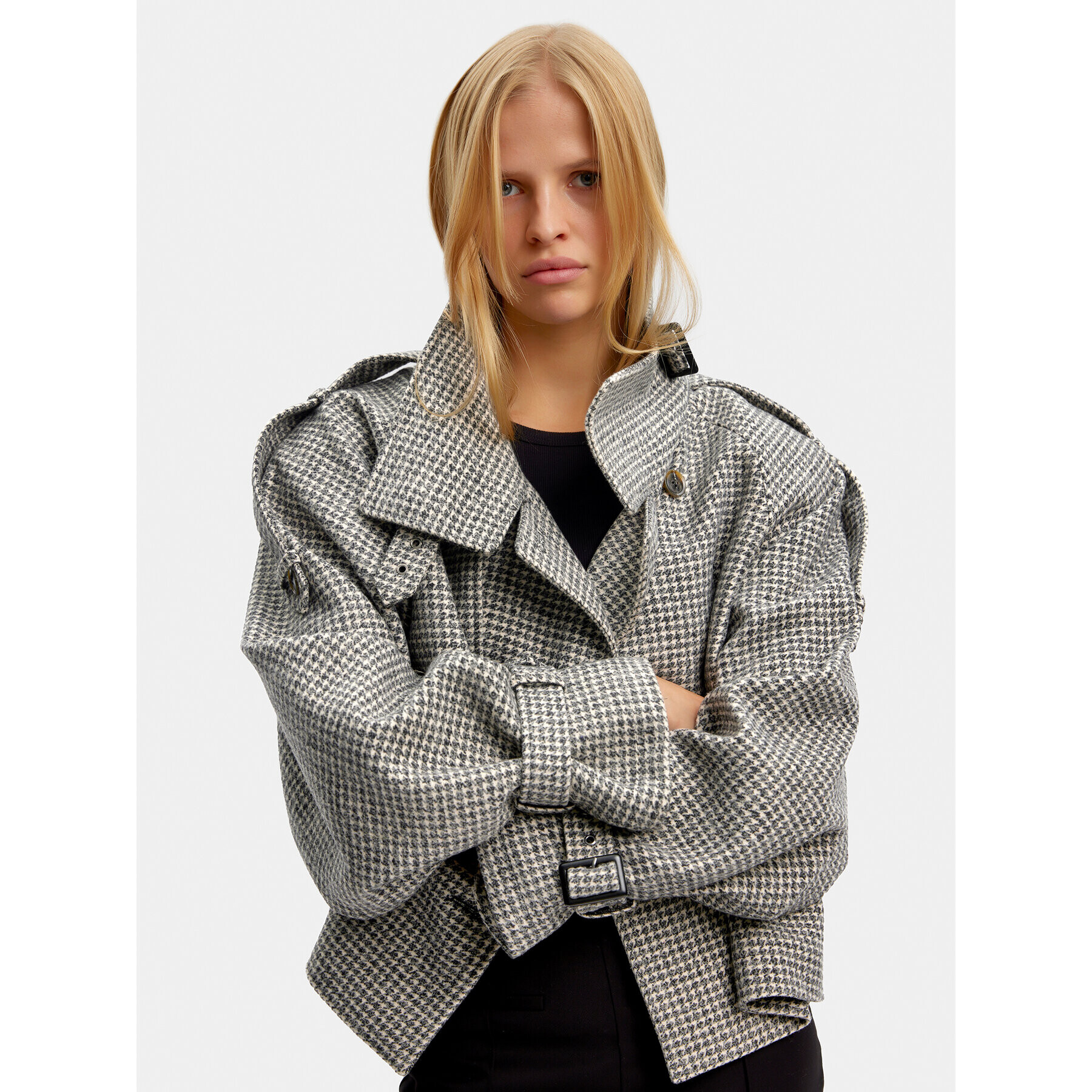 Gestuz Преходно яке 10908182 Сив Relaxed Fit - Pepit.bg