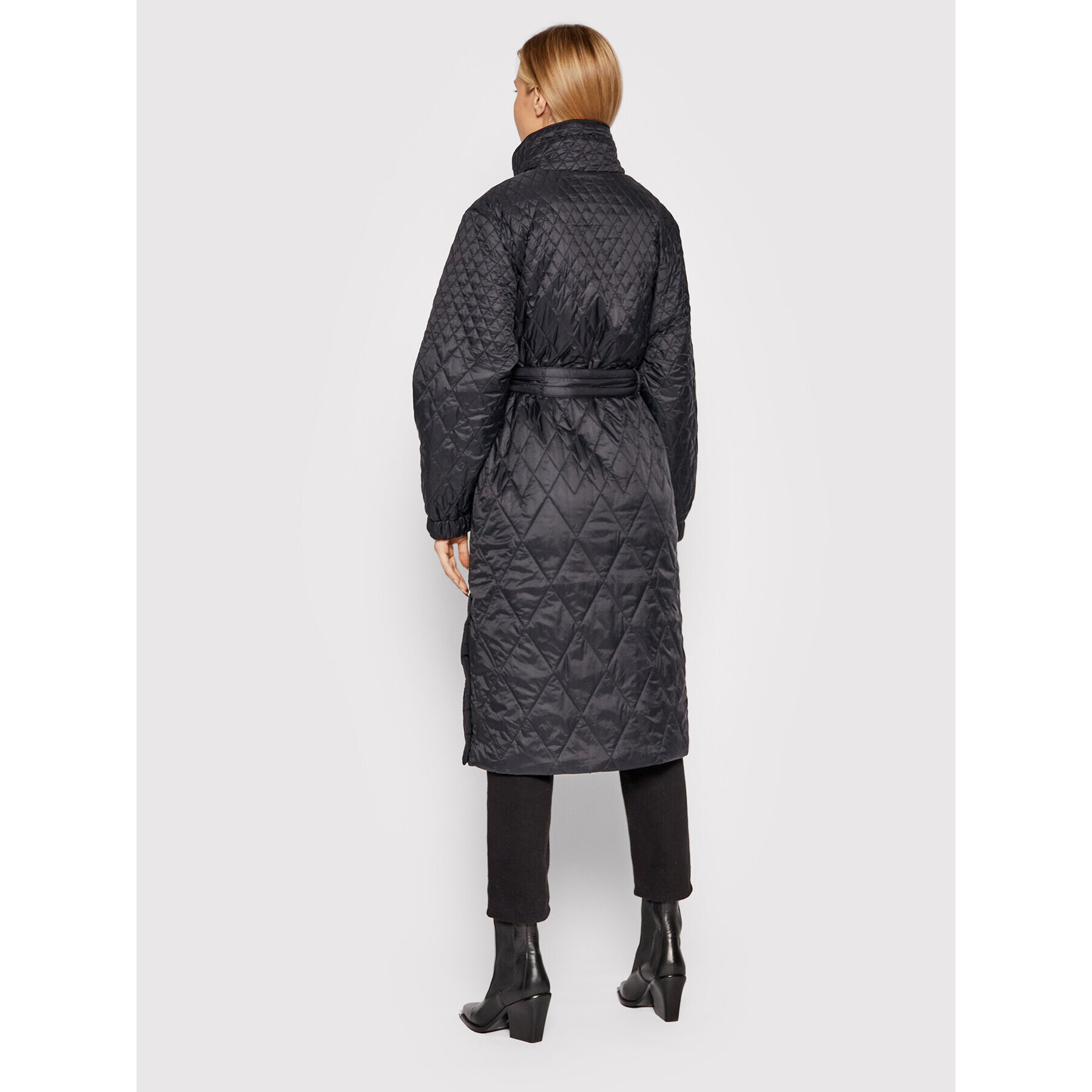 Gestuz Пухено яке Evala 10905602 Черен Loose Fit - Pepit.bg