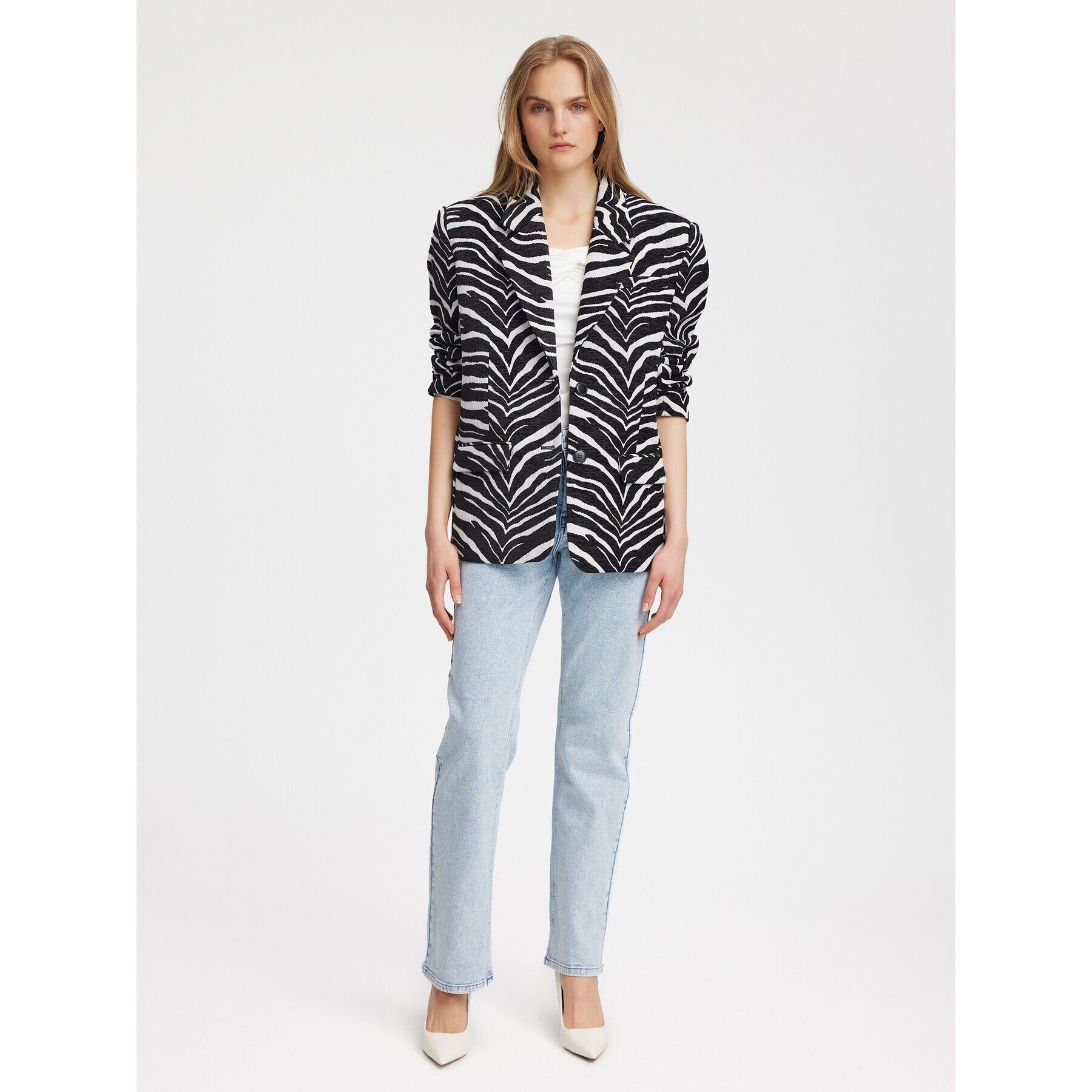 Gestuz Сако Zibrilla 10908684 Черен Relaxed Fit - Pepit.bg