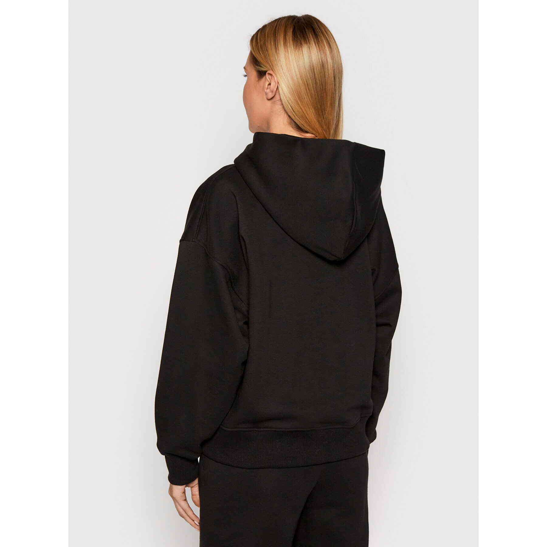Gestuz Суитшърт Rubigz 10905435 Черен Loose Fit - Pepit.bg