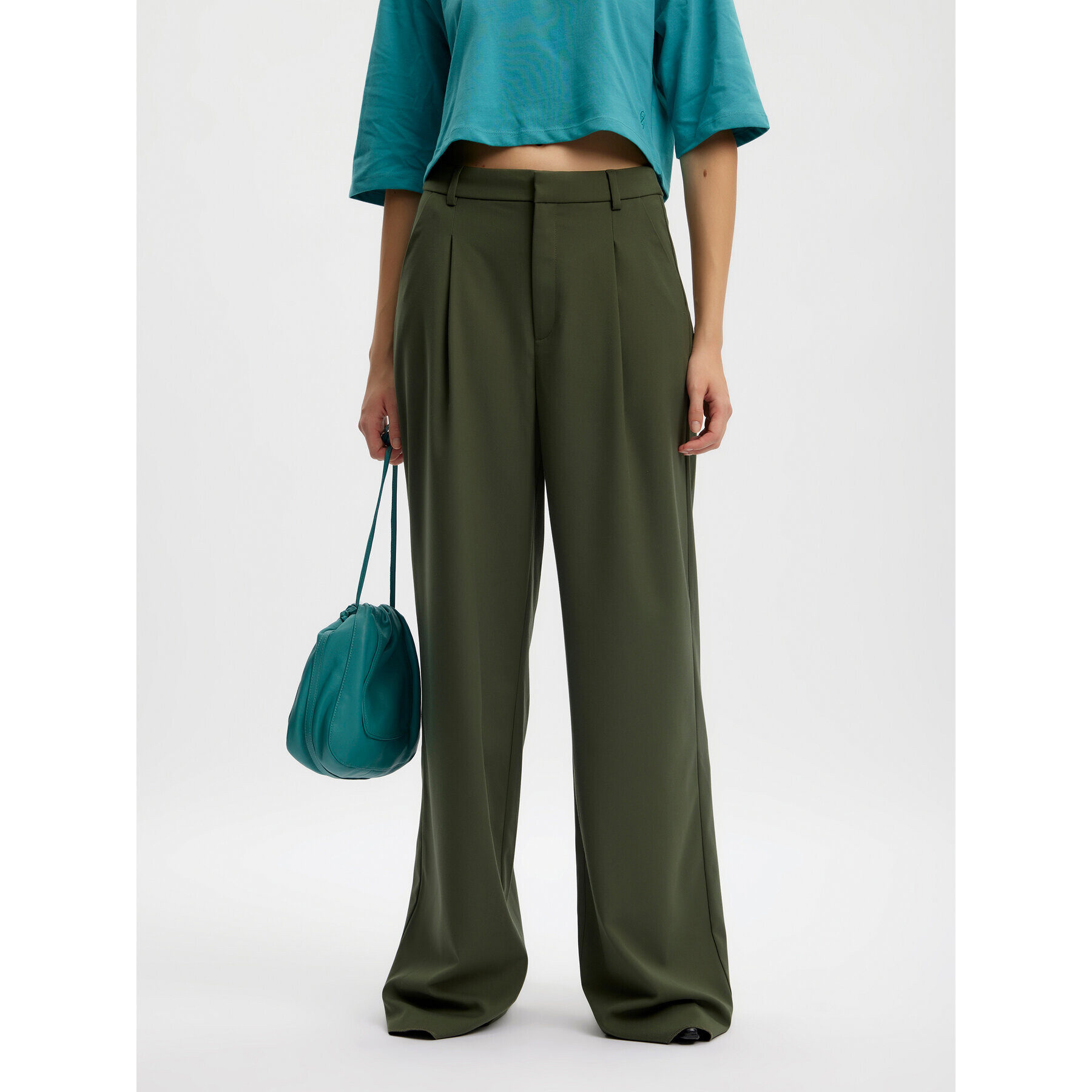 Gestuz Текстилни панталони 10906861 Зелен Wide Leg - Pepit.bg