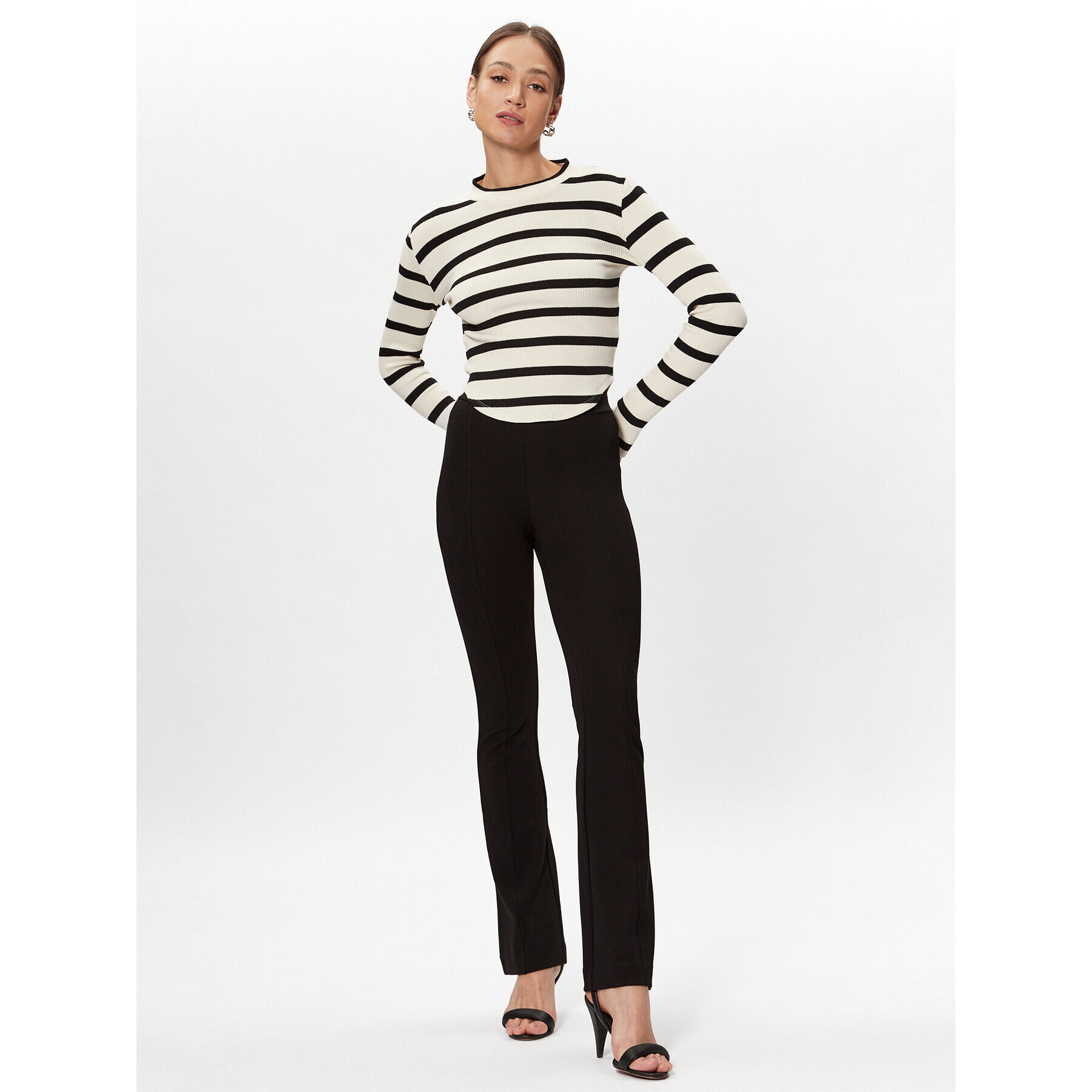 Gina Tricot Блуза 20400 Екрю Regular Fit - Pepit.bg