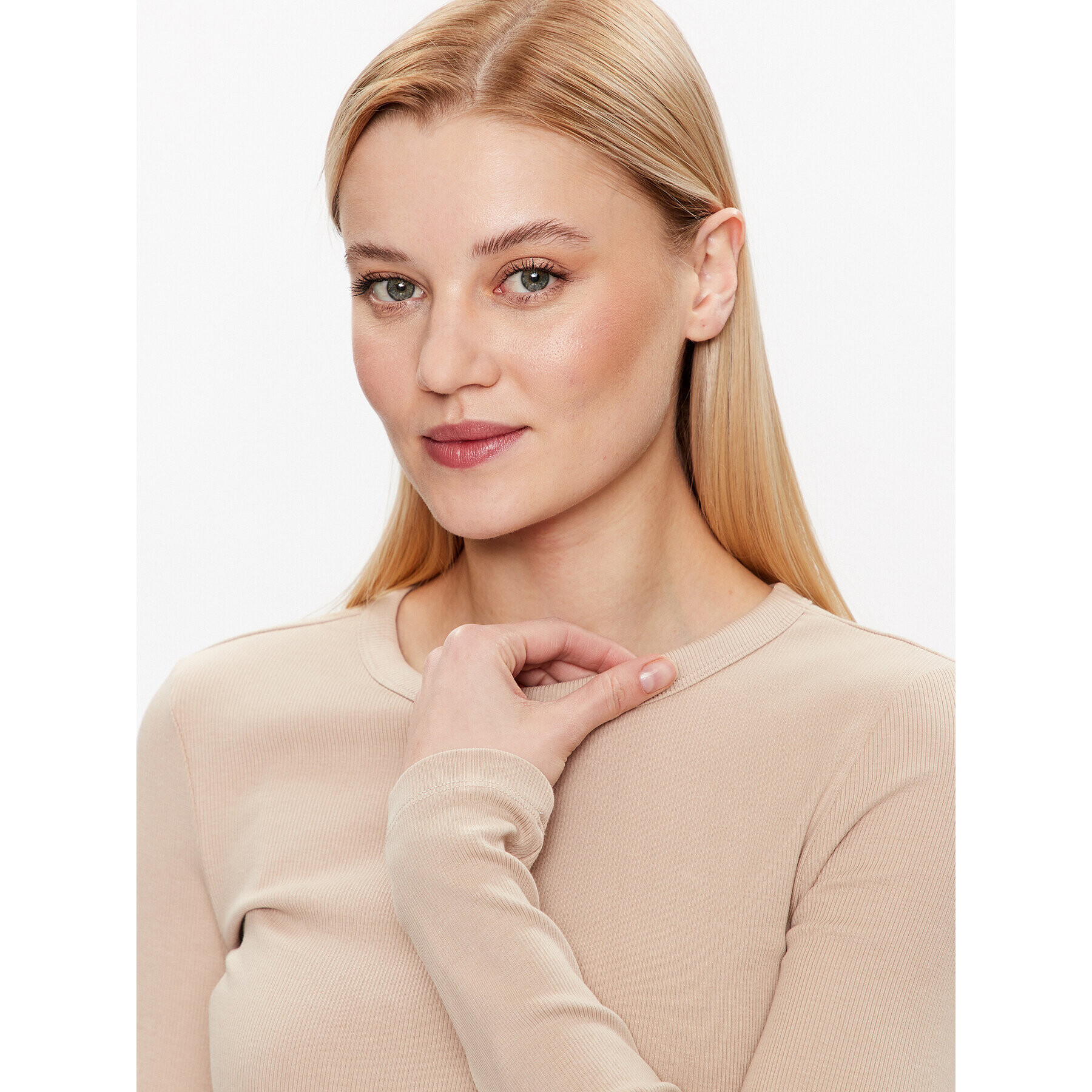 Gina Tricot Блуза Basic 18863 Бежов Slim Fit - Pepit.bg