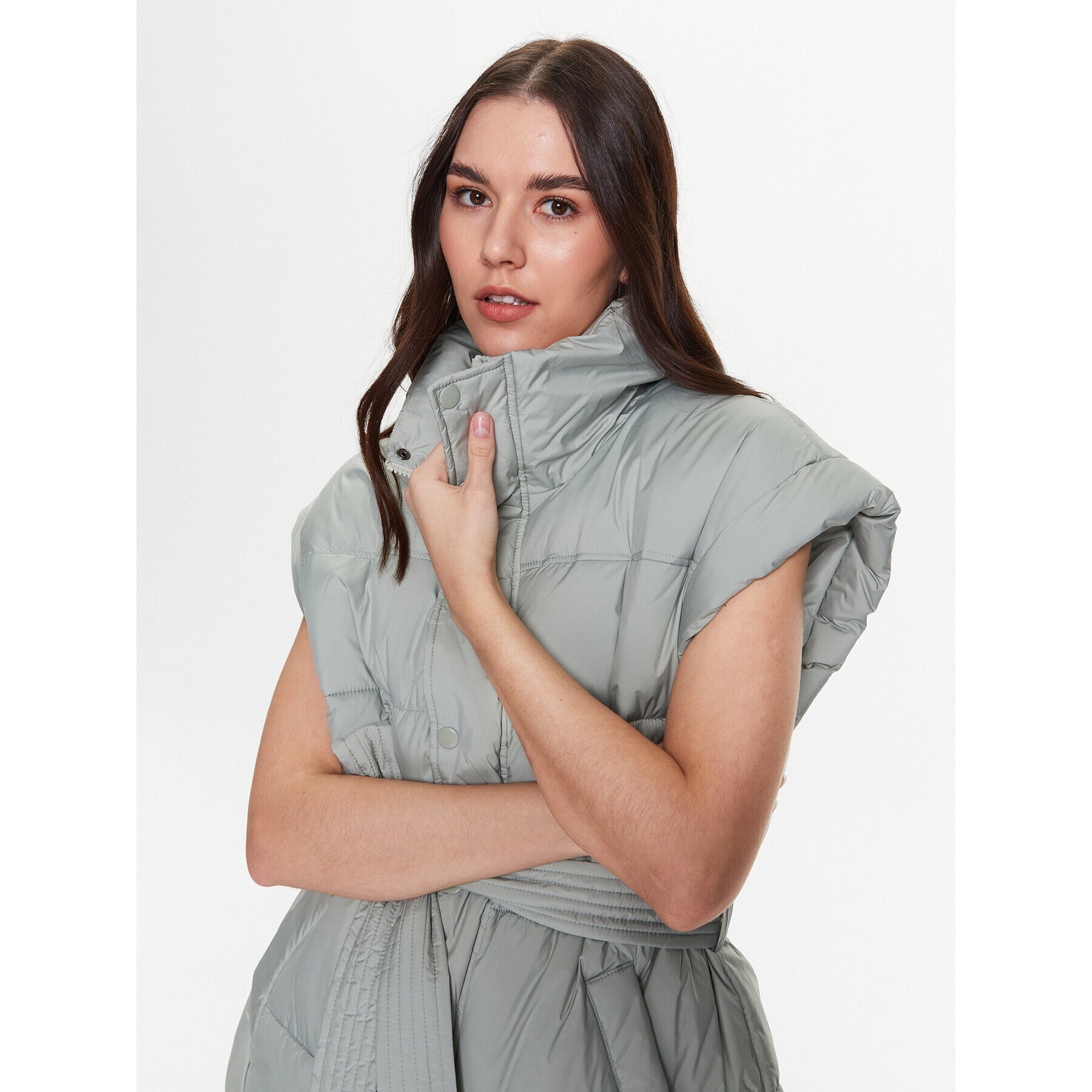Gina Tricot Елек Leandra 17905 Зелен Relaxed Fit - Pepit.bg