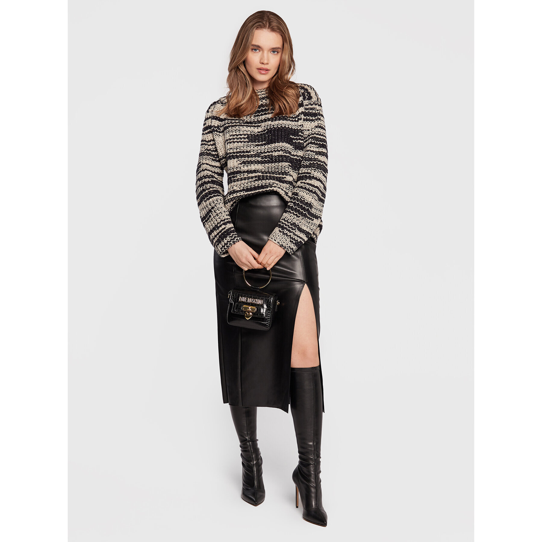 Gina Tricot Пуловер Bea 17715 Черен Relaxed Fit - Pepit.bg