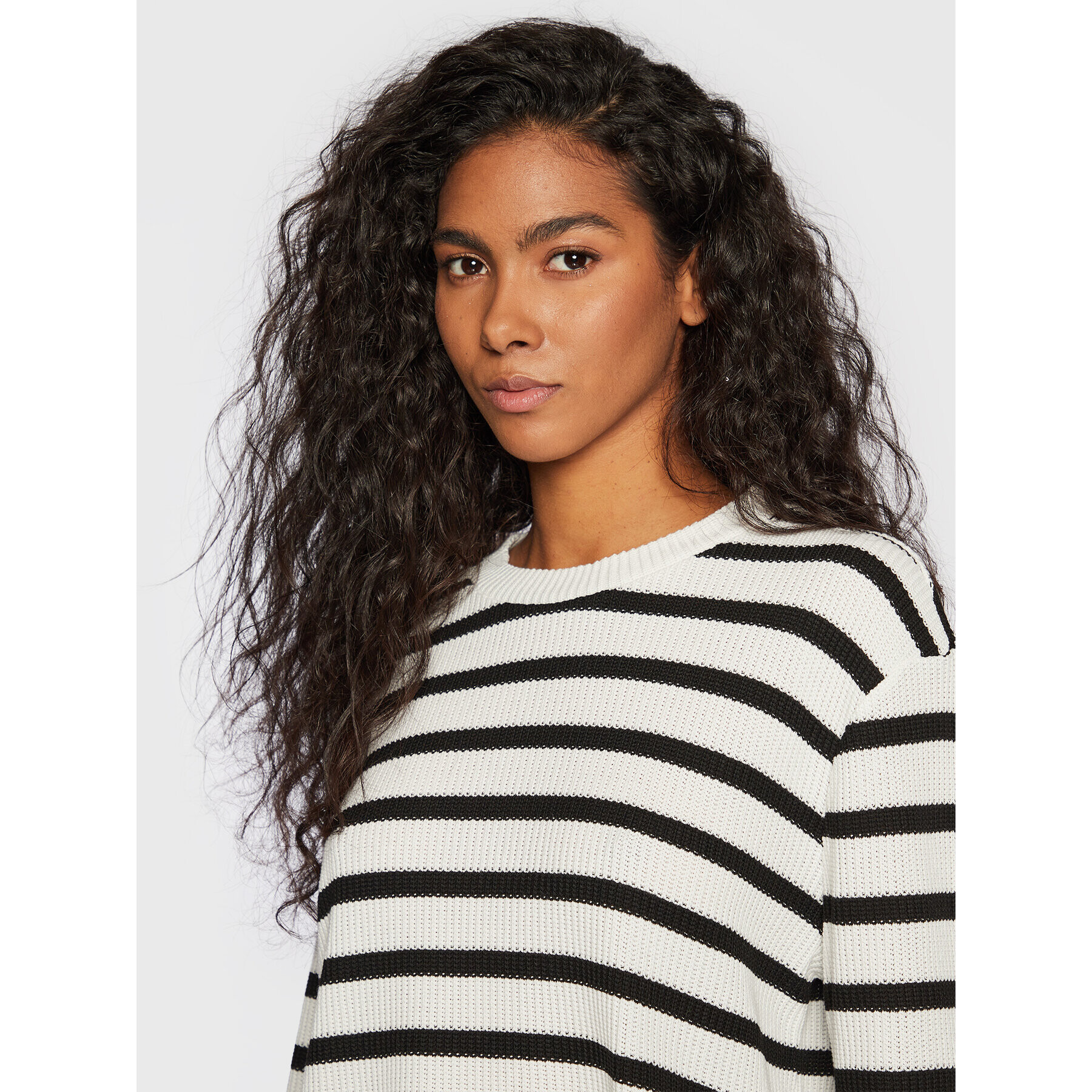 Gina Tricot Пуловер Peg 17926 Бордо Regular Fit - Pepit.bg