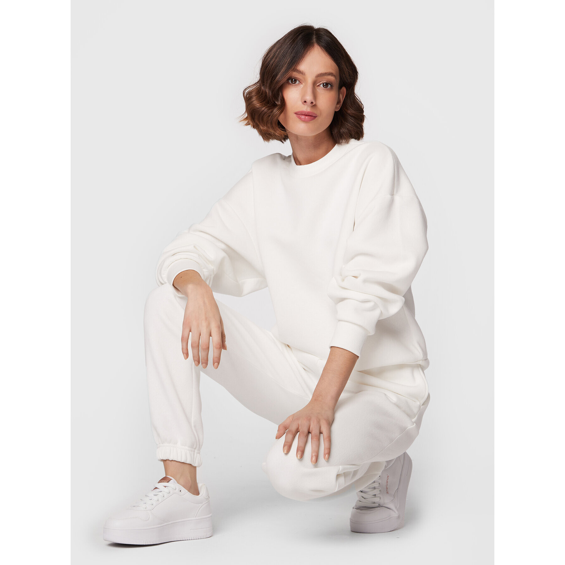 Gina Tricot Суитшърт Basic 10943 Бял Relaxed Fit - Pepit.bg