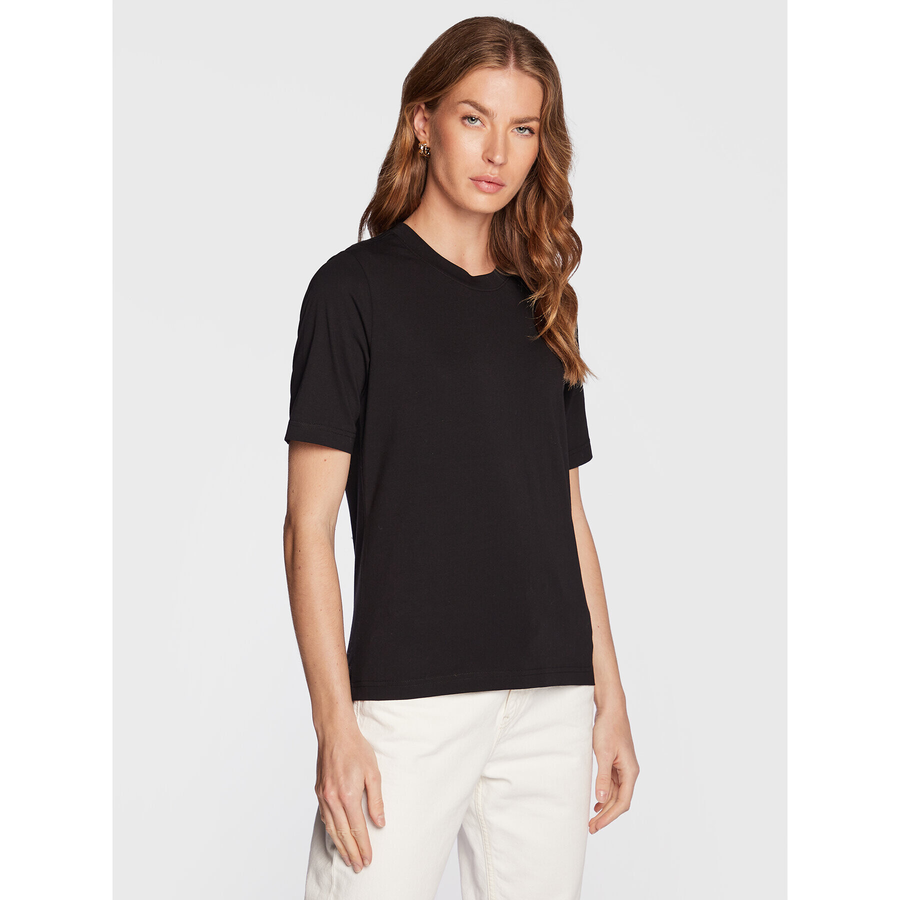 Gina Tricot Тишърт Basic 17937 Черен Regular Fit - Pepit.bg