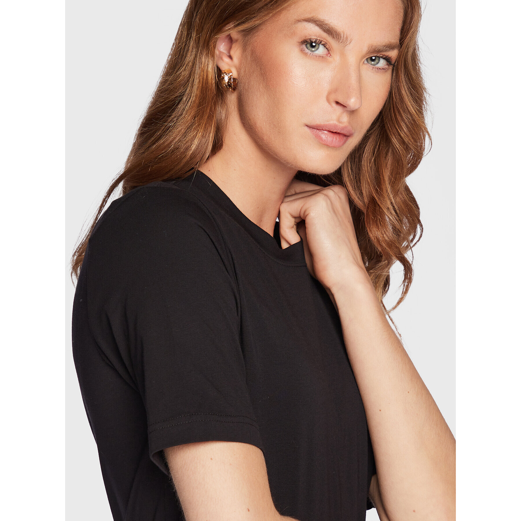 Gina Tricot Тишърт Basic 17937 Черен Regular Fit - Pepit.bg