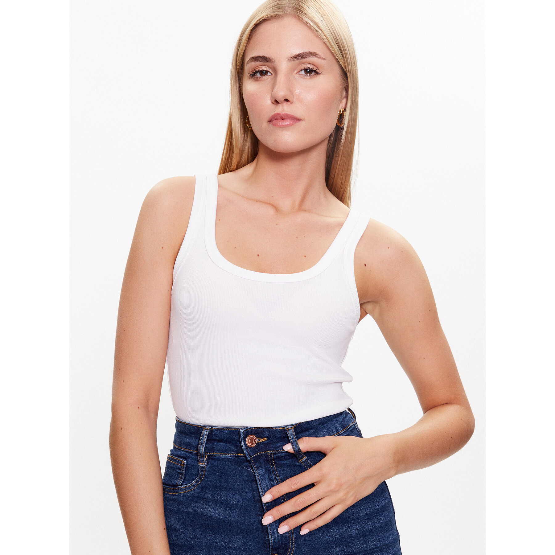 Gina Tricot топ Rib tank 19105 Бял Regular Fit - Pepit.bg