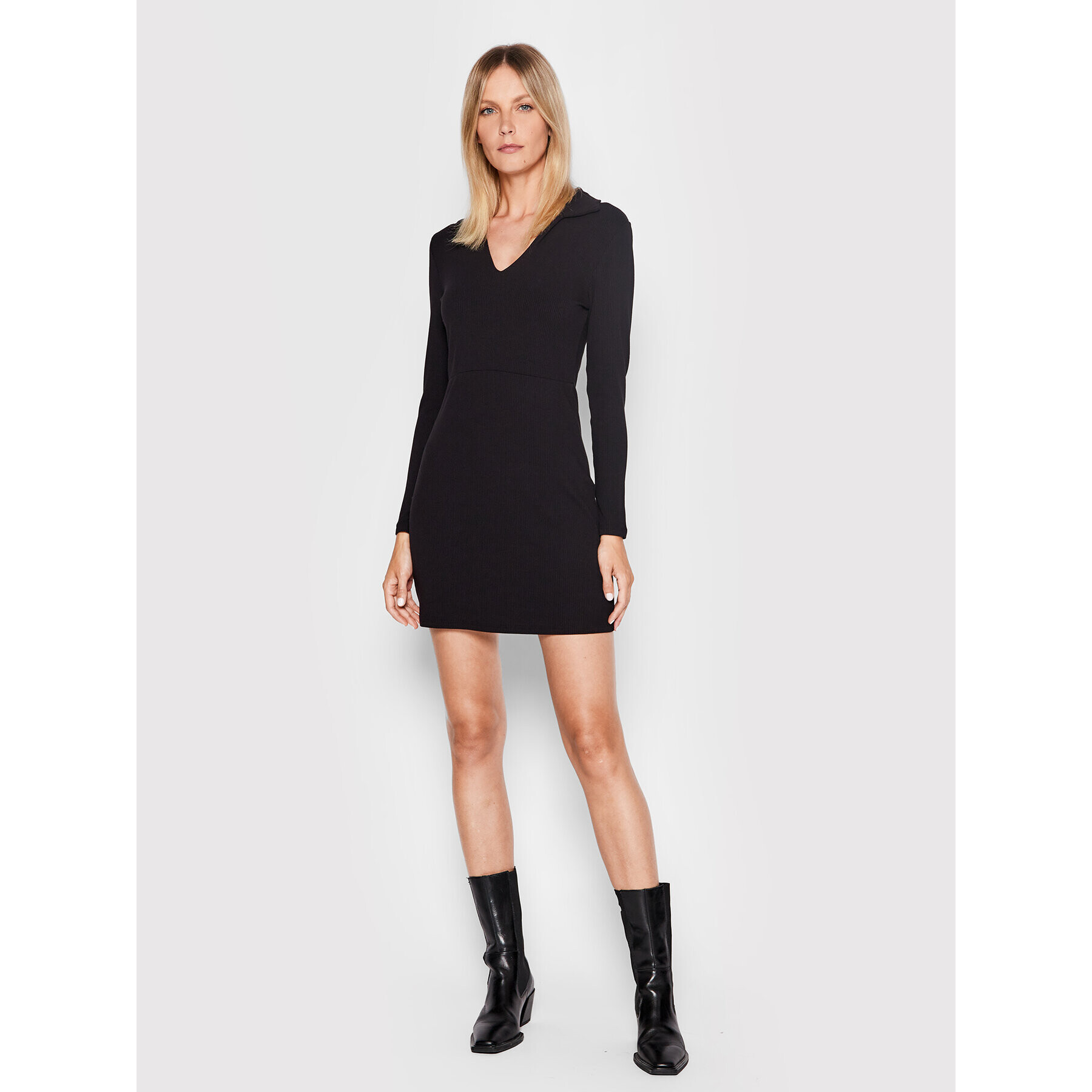 Glamorous Ежедневна рокля CK6755 Черен Regular Fit - Pepit.bg