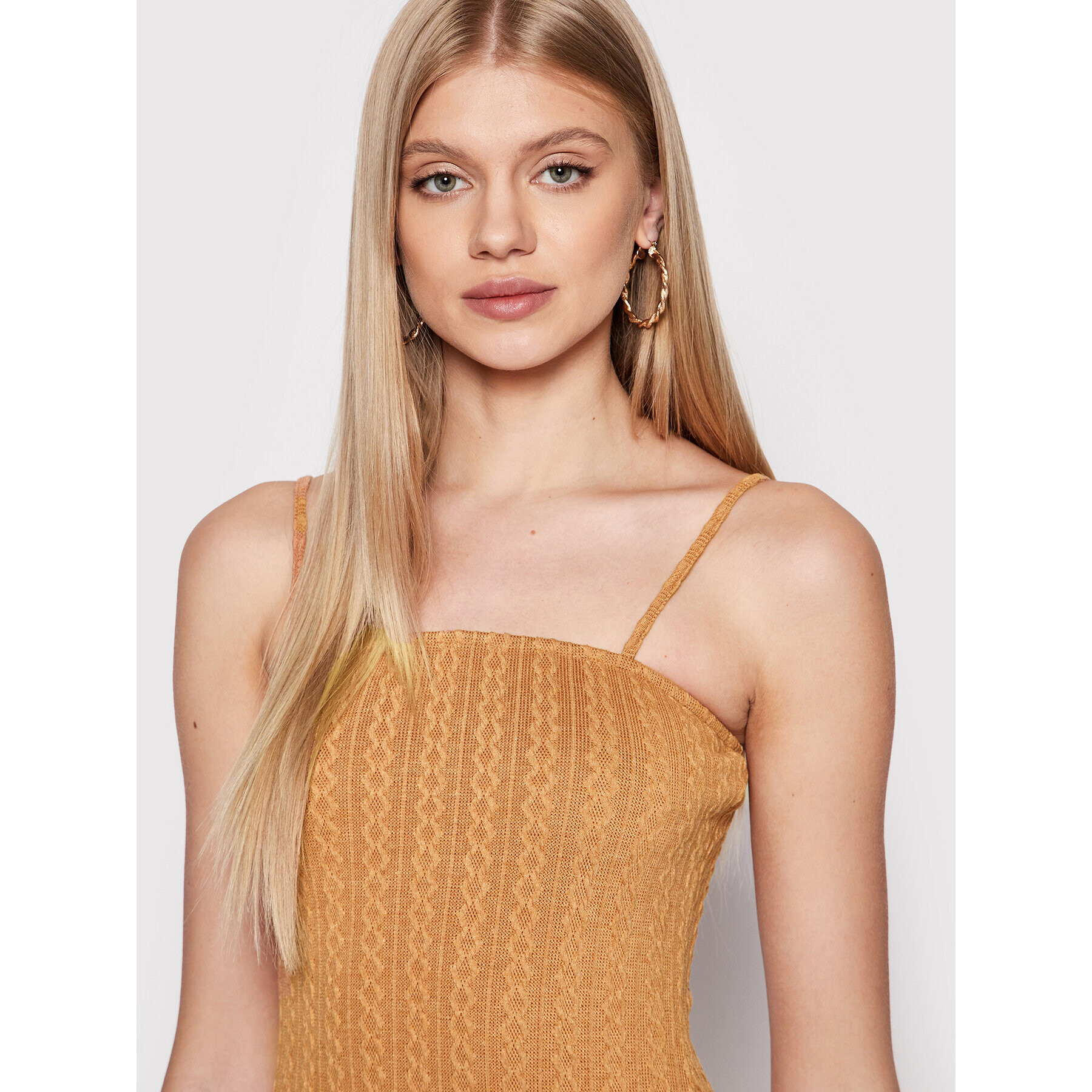 Glamorous Плетена рокля CK6617 Бежов Slim Fit - Pepit.bg