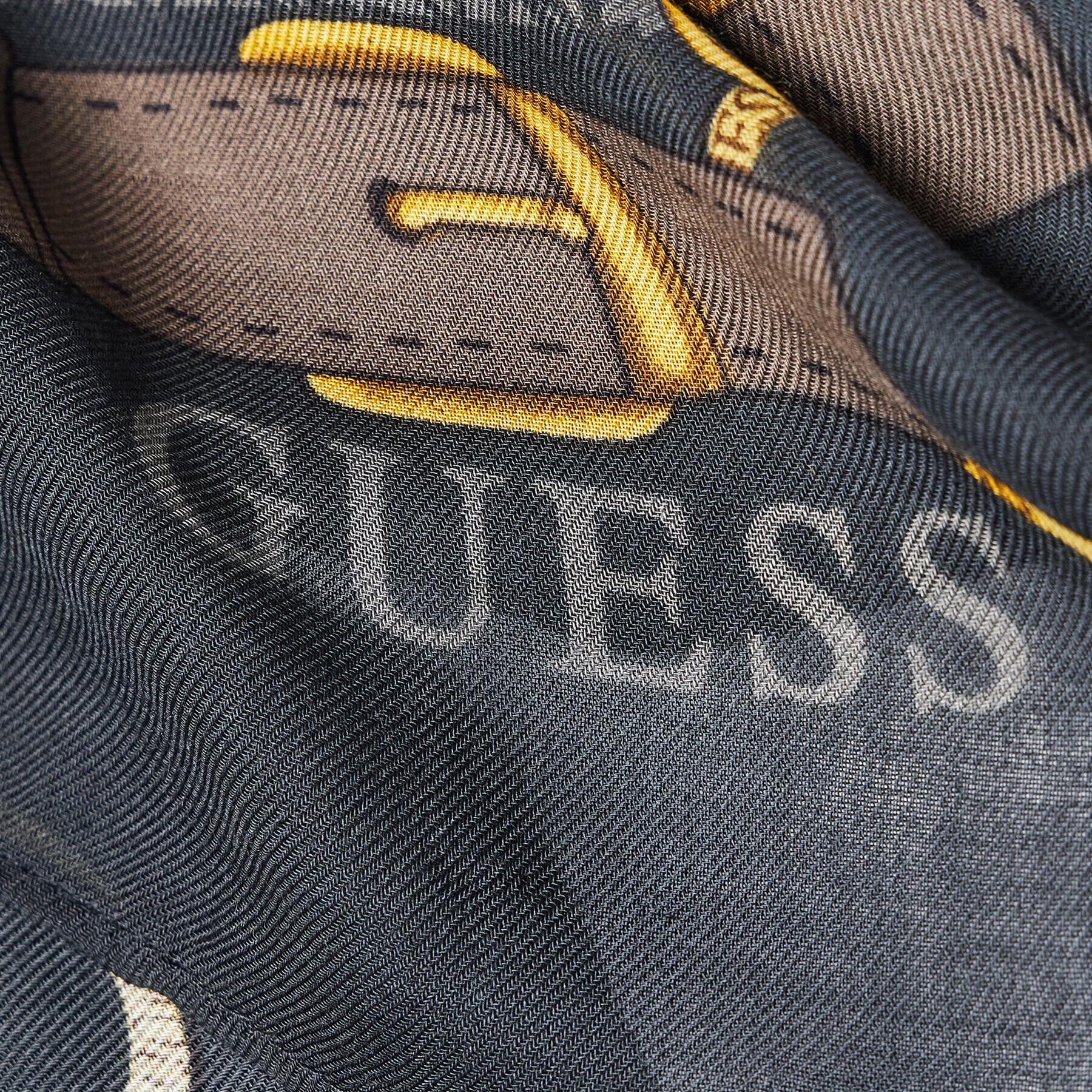 Guess Бандана AW9029 SIL30 Сив - Pepit.bg