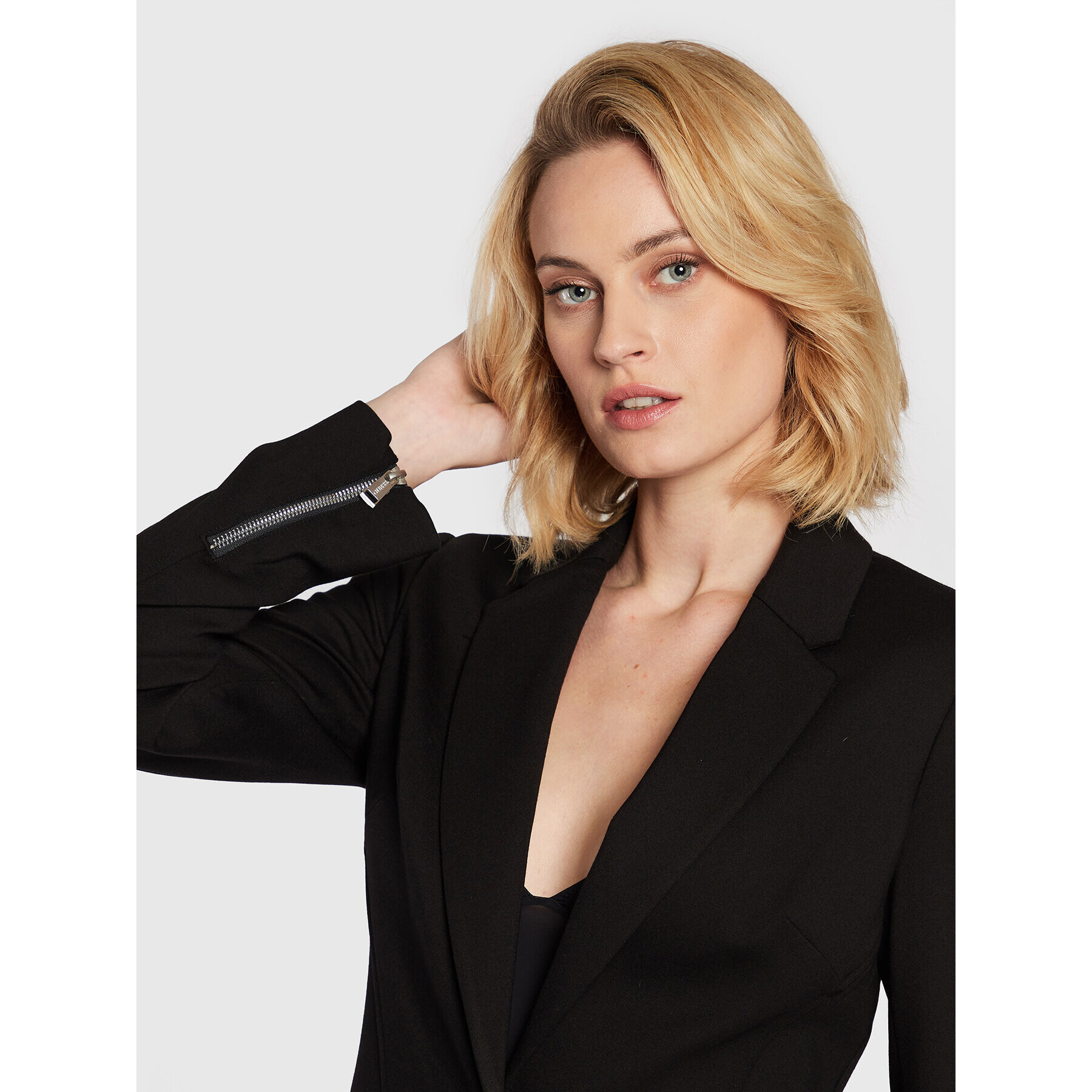 Guess Блейзър W2YN21 K8RN0 Черен Regular Fit - Pepit.bg