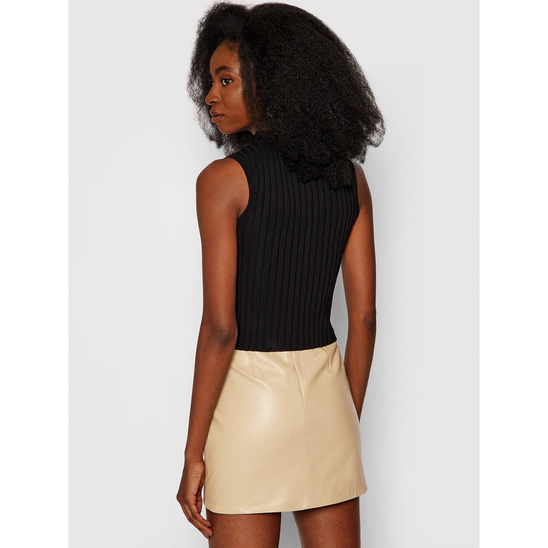 Guess Блуза Aline W1YR49 Z2U00 Черен Slim Fit - Pepit.bg