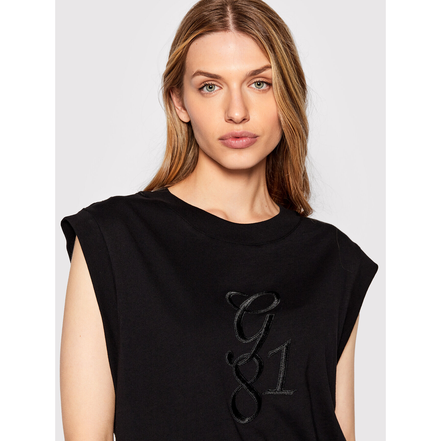 Guess Блуза Bridgette W2GP28 JA900 Черен Relaxed Fit - Pepit.bg