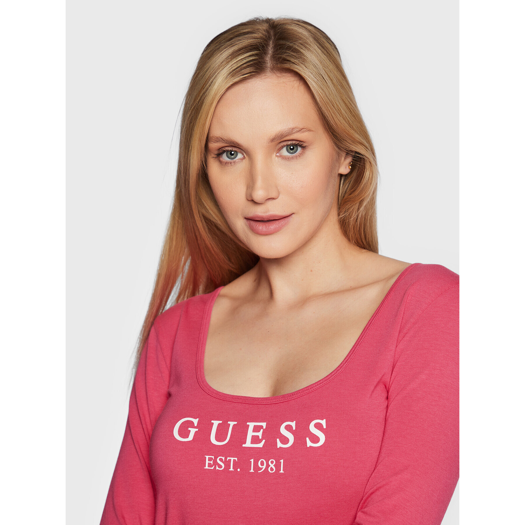 Guess Блуза Carrie O2BM31 KBBU1 Розов Regular Fit - Pepit.bg