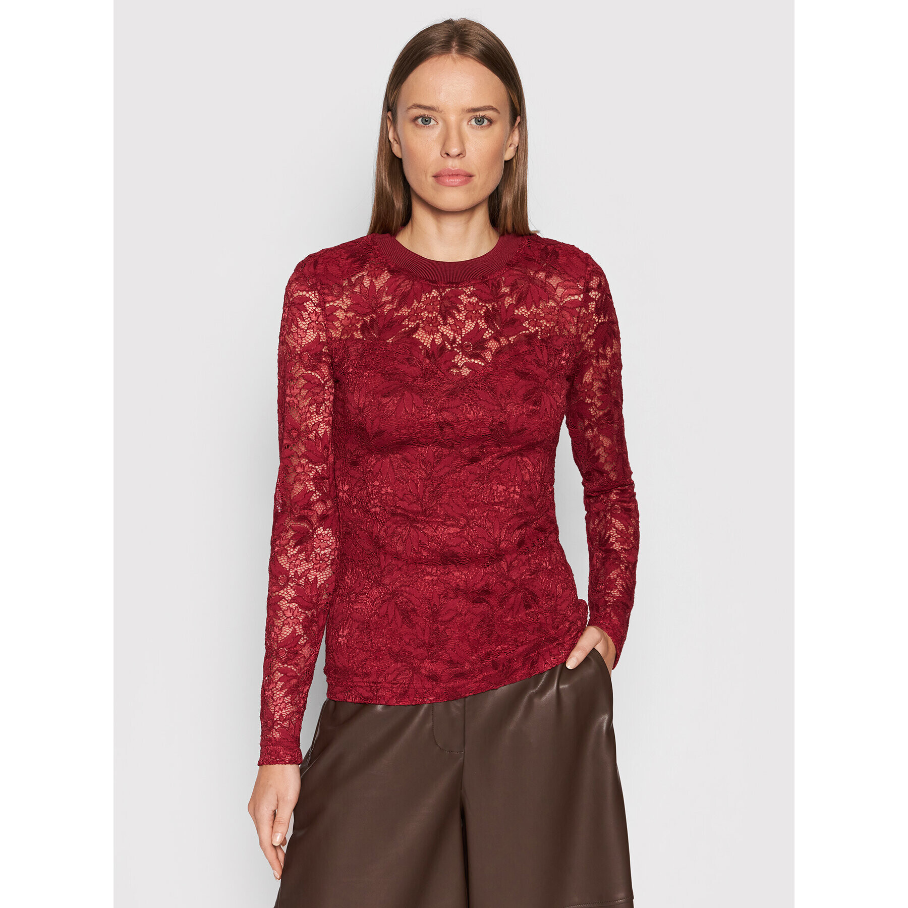 Guess Блуза Dalia W1BP11 KAQN0 Бордо Regular Fit - Pepit.bg