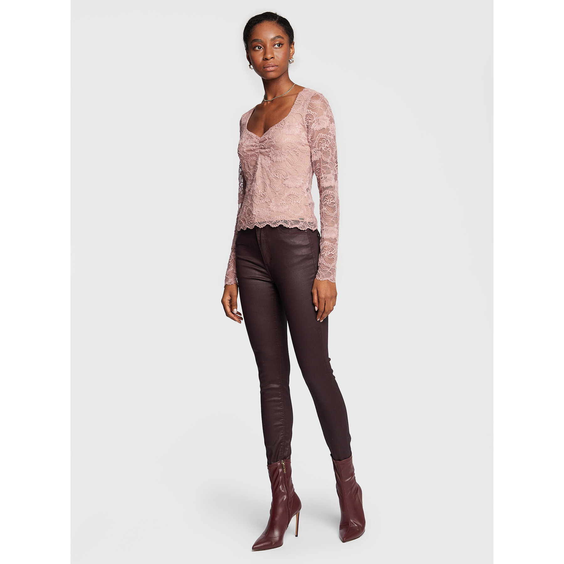 Guess Блуза Gemma W2BP31 KBE10 Розов Regular Fit - Pepit.bg