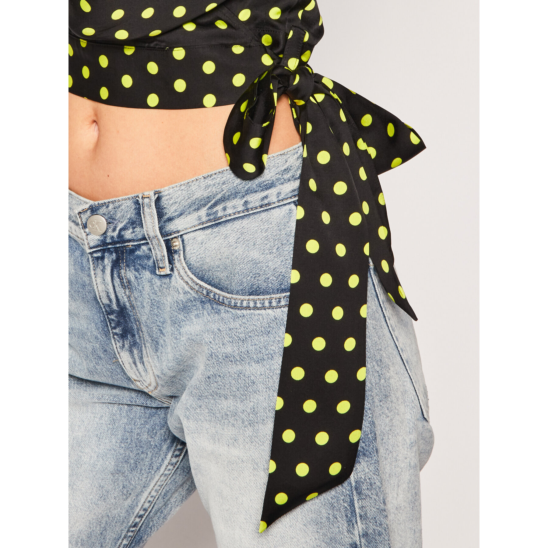 Guess Блуза Gladys W0GH89 WCUO0 Черен Regular Fit - Pepit.bg