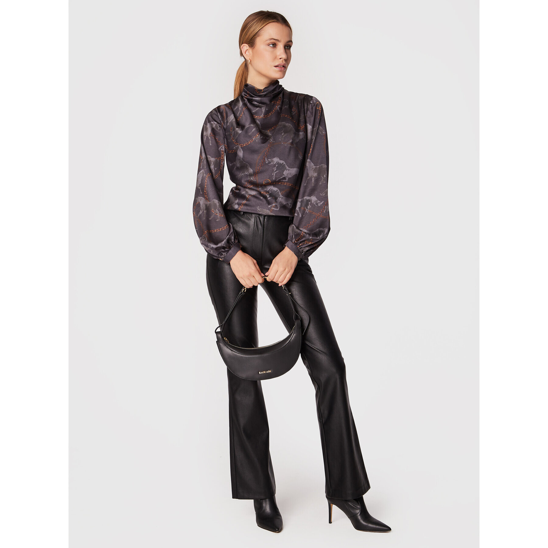 Guess Блуза Gudule W2BH10 WD8G2 Кафяв Regular Fit - Pepit.bg