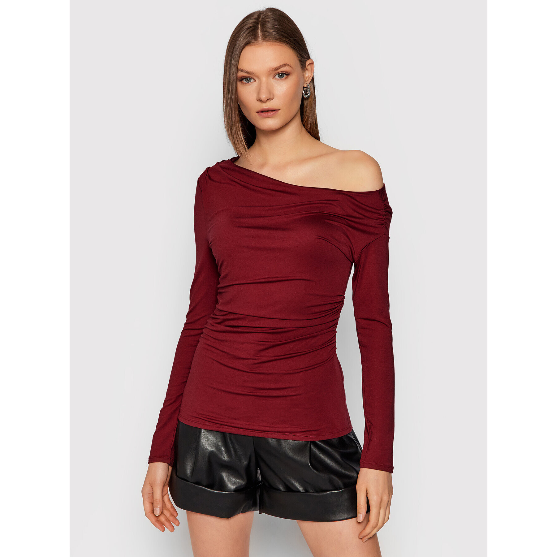 Guess Блуза Issa W1BP33 K1K91 Бордо Slim Fit - Pepit.bg