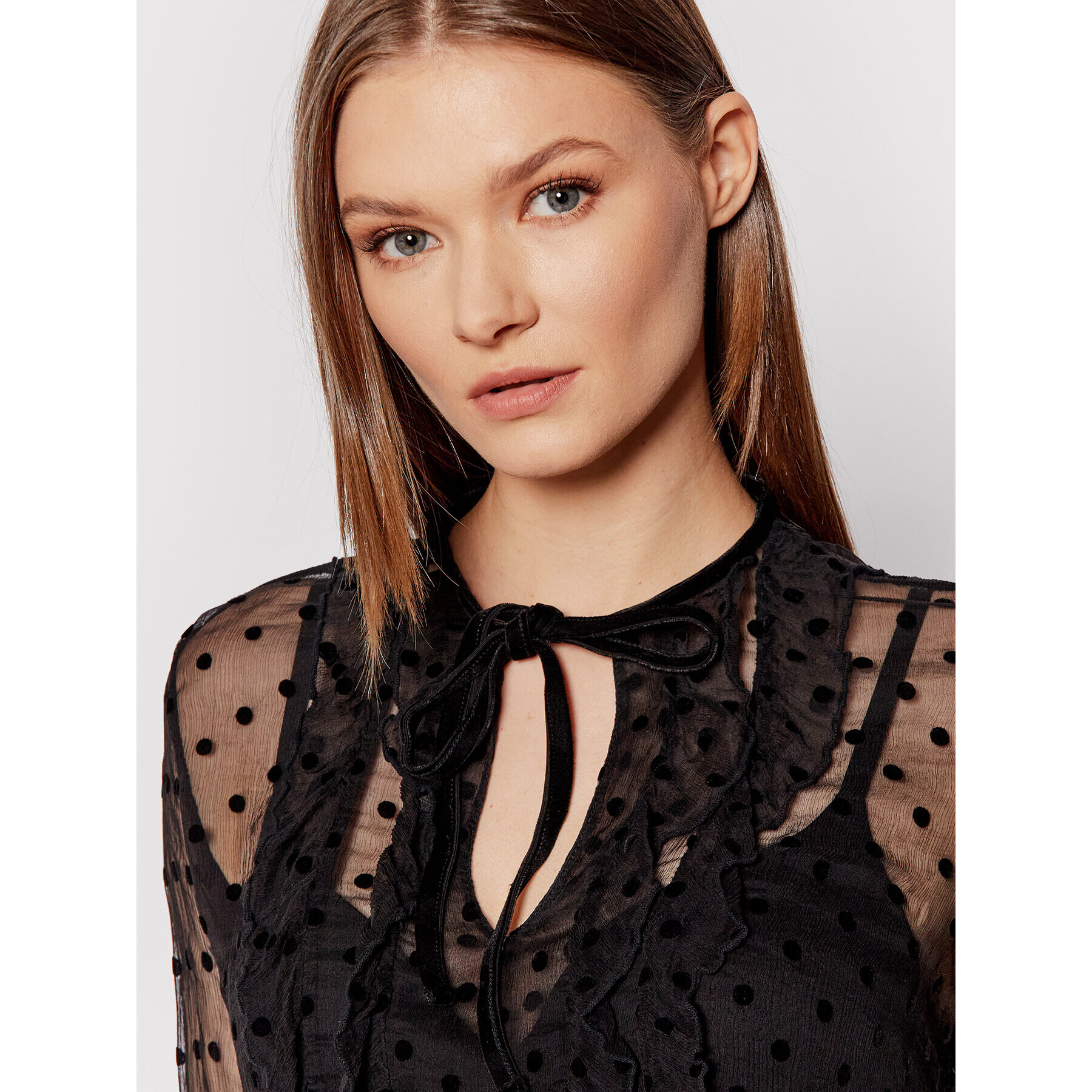 Guess Блуза Lucilla W1YH97 WE0Y0 Черен Regular Fit - Pepit.bg