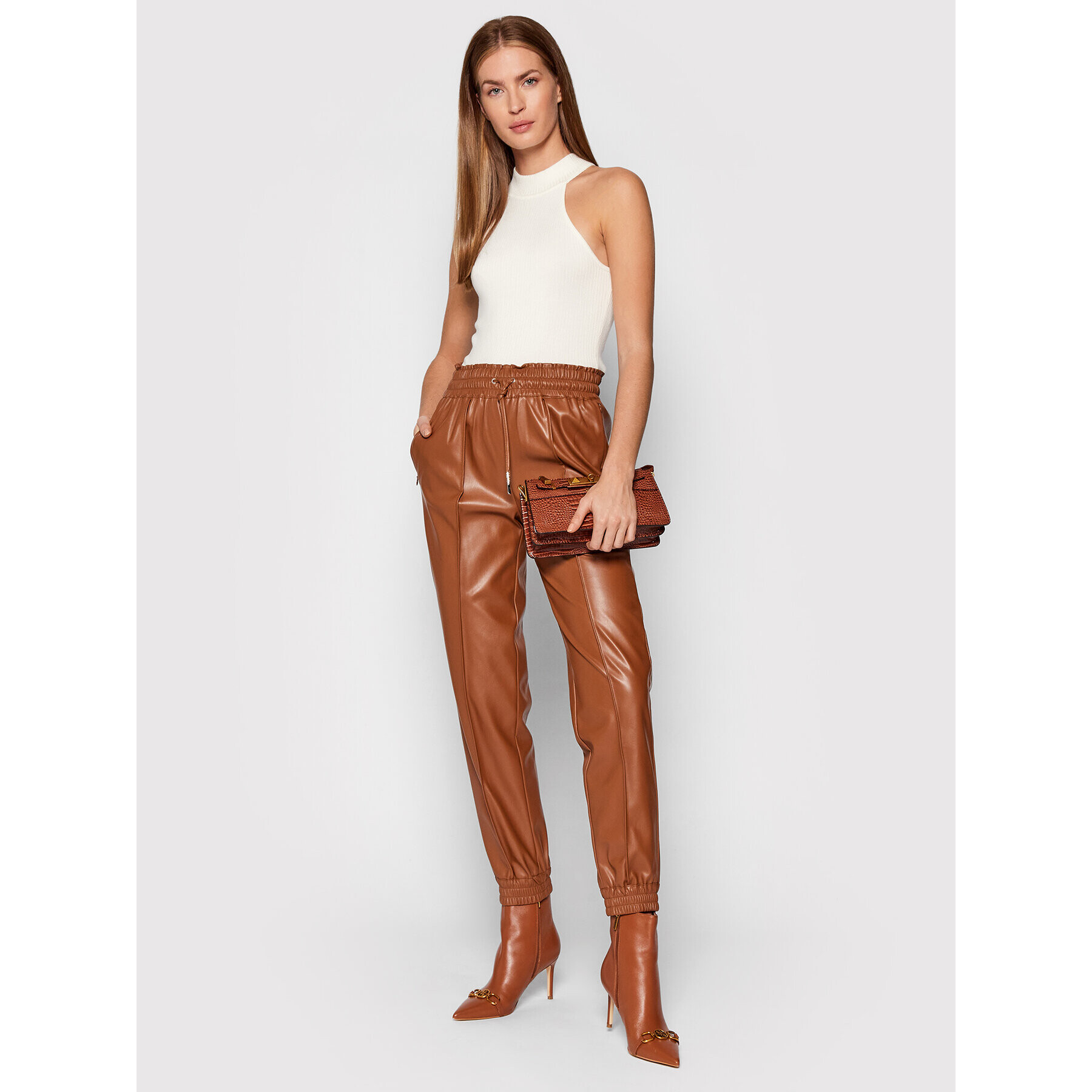 Guess Блуза Shea W0BR55 R1NN3 Бял Slim Fit - Pepit.bg